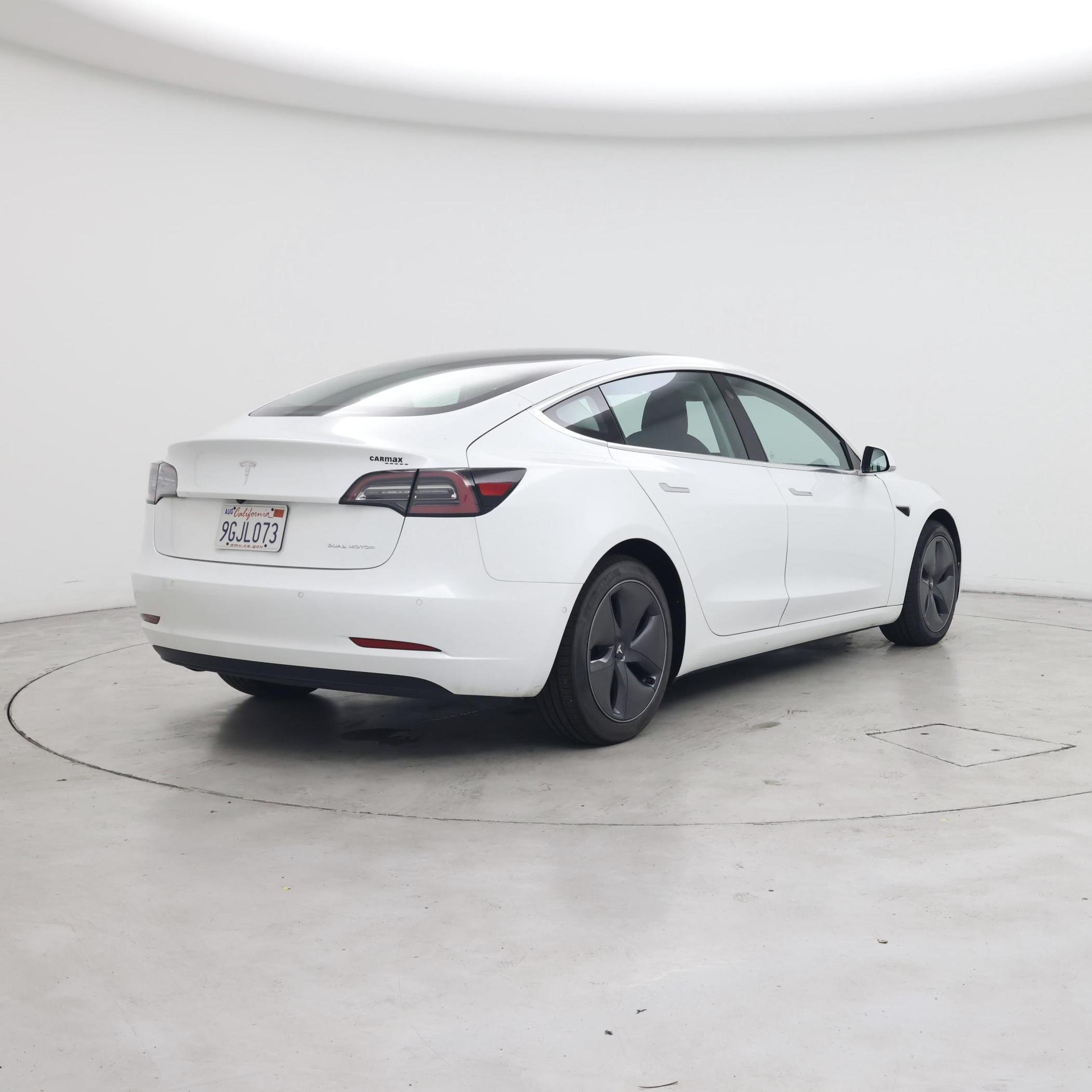 Thumbnail: 2020 Tesla Model 3 - 8