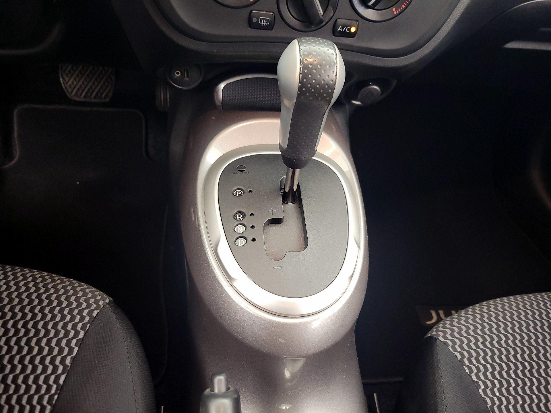 Thumbnail: 2015 Nissan Juke - 17