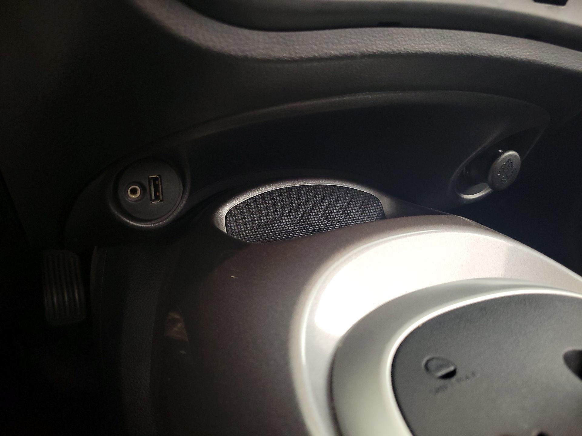 Thumbnail: 2015 Nissan Juke - 18