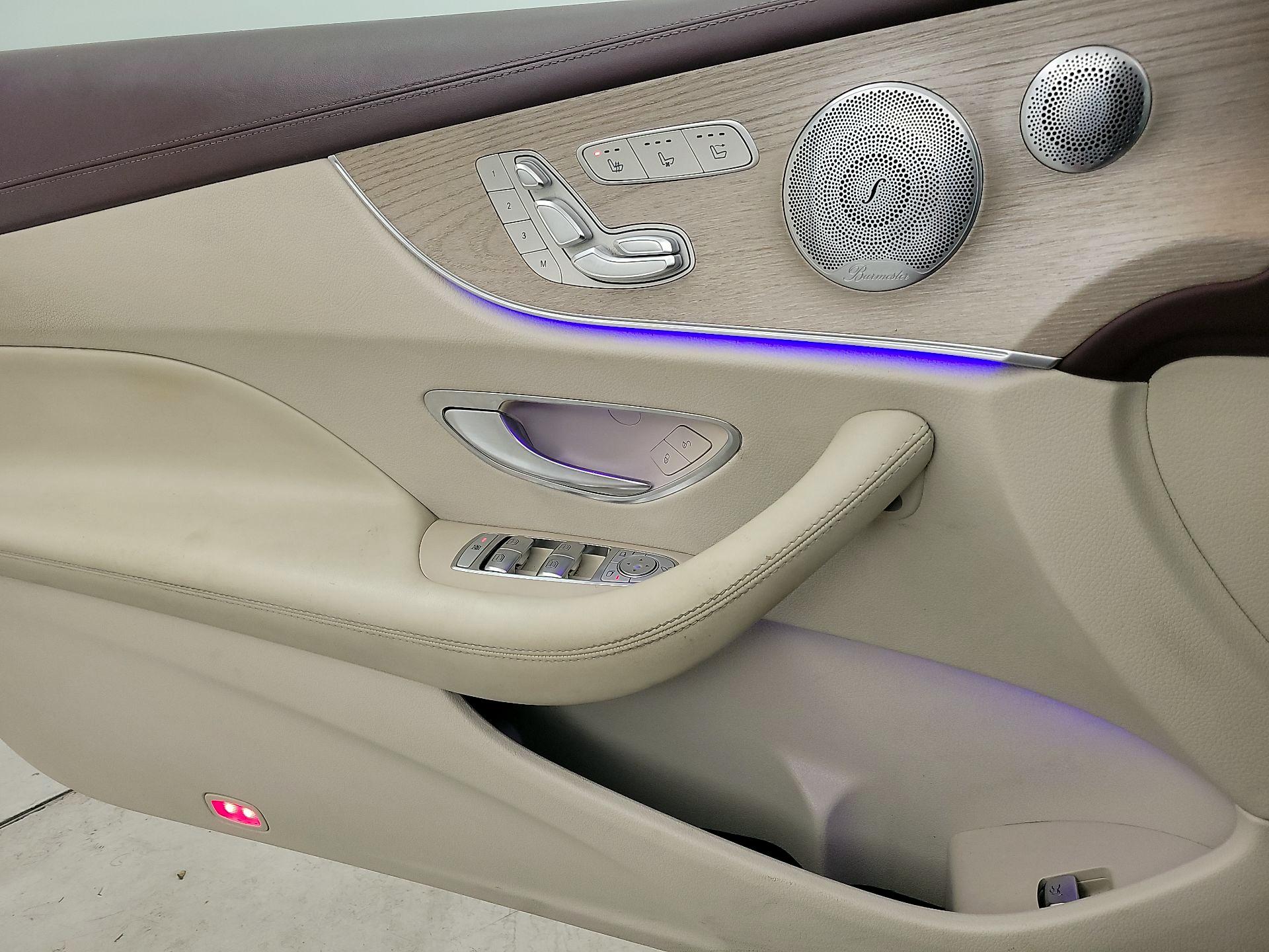Thumbnail: 2018 Mercedes-Benz E-Class - 12