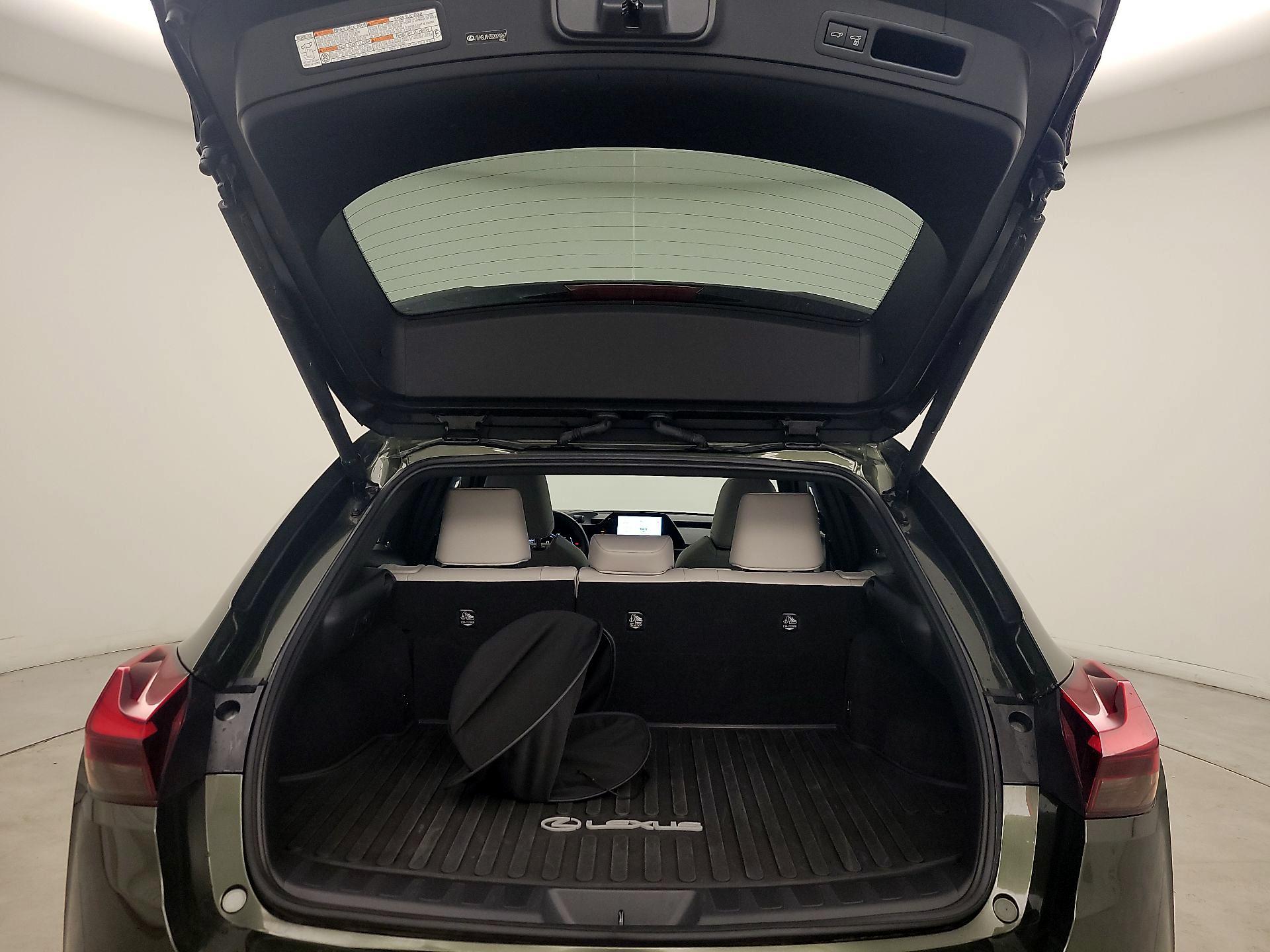 Thumbnail: 2025 Lexus UX - 20