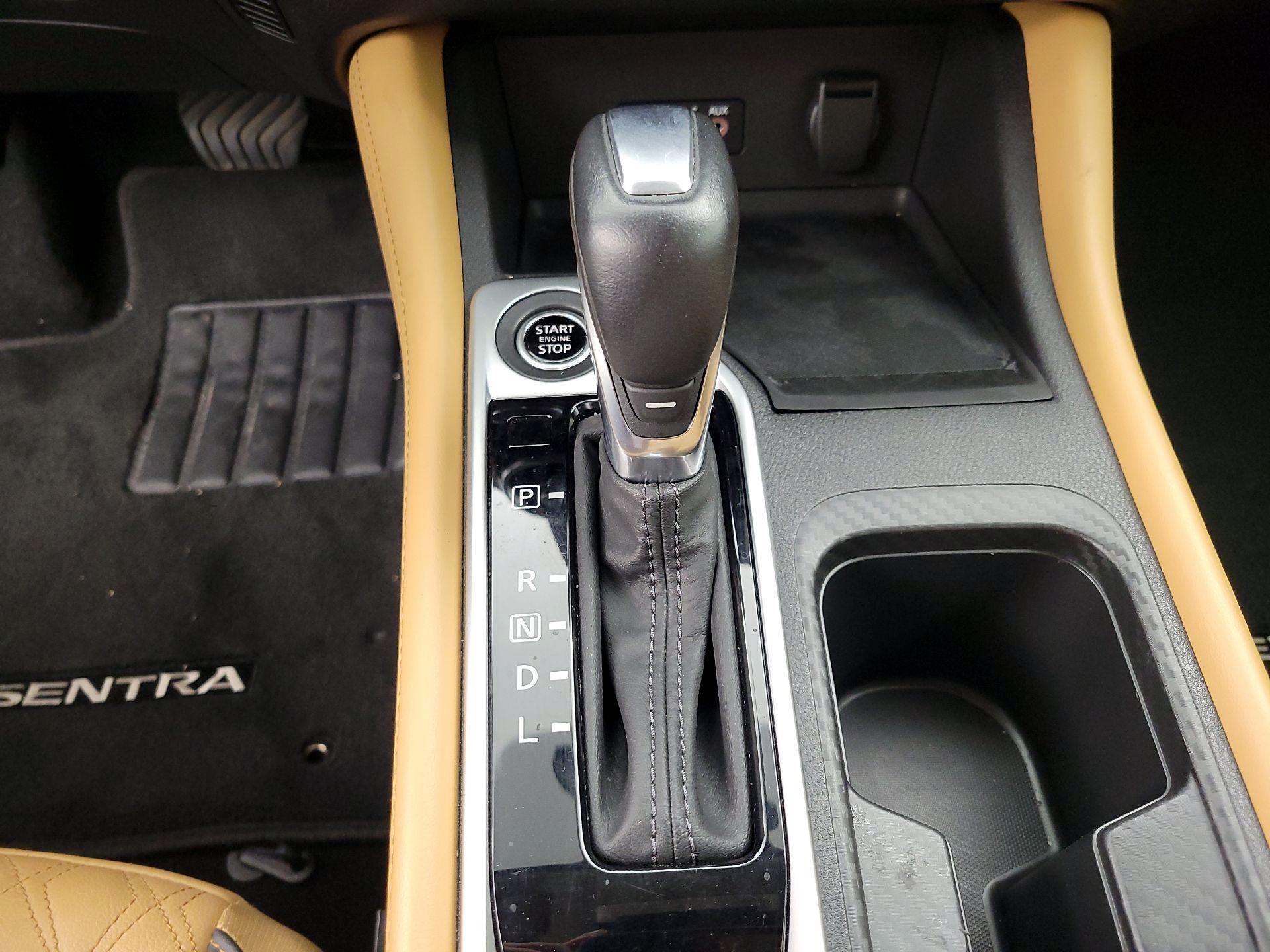 Thumbnail: 2023 Nissan Sentra - 17