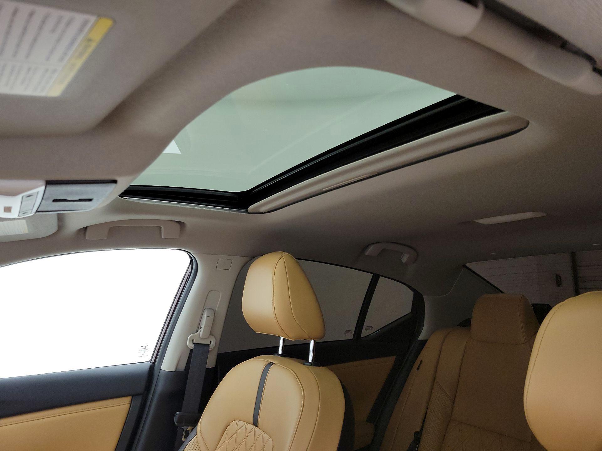 Thumbnail: 2023 Nissan Sentra - 19