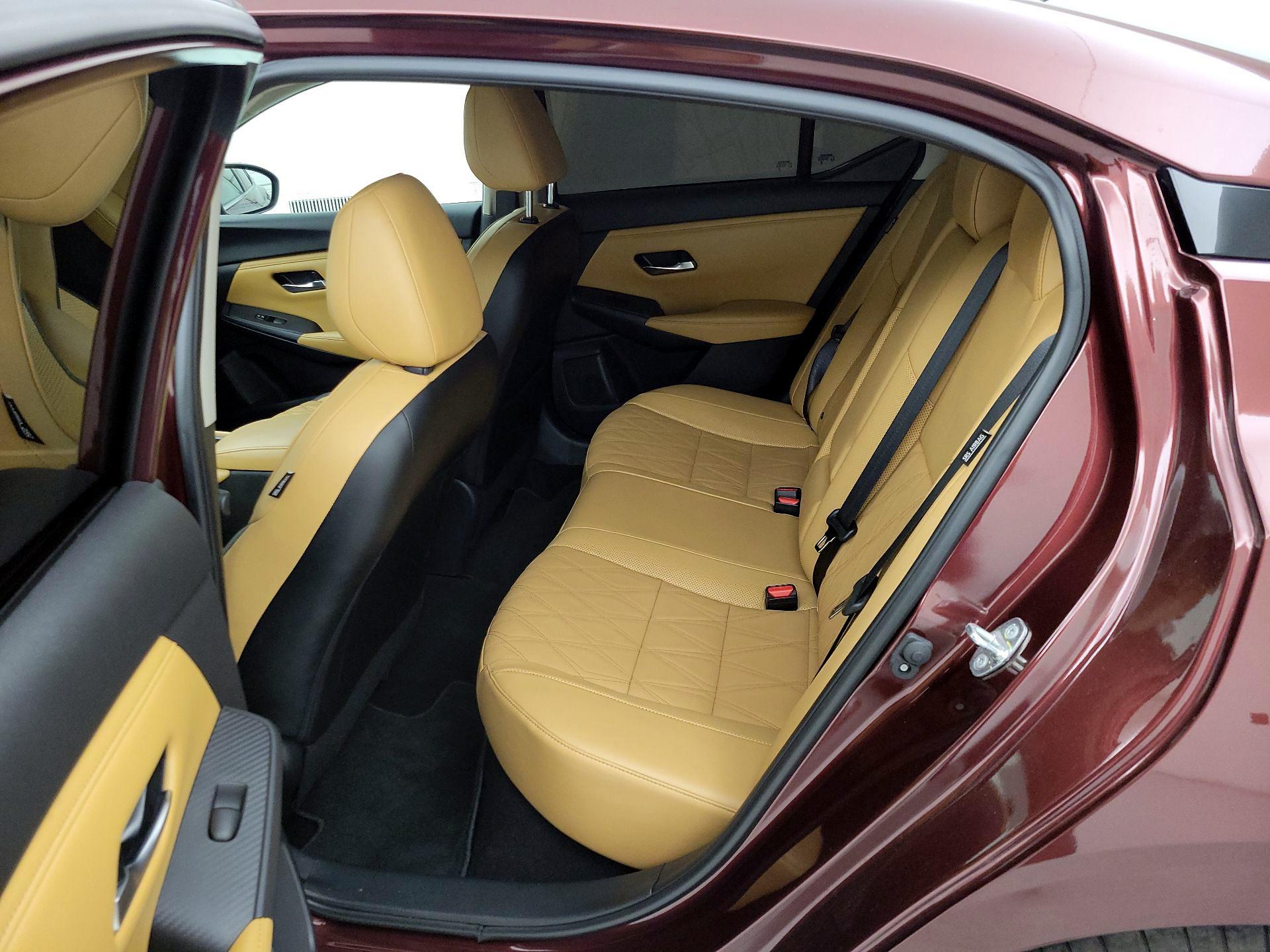 Thumbnail: 2023 Nissan Sentra - 20