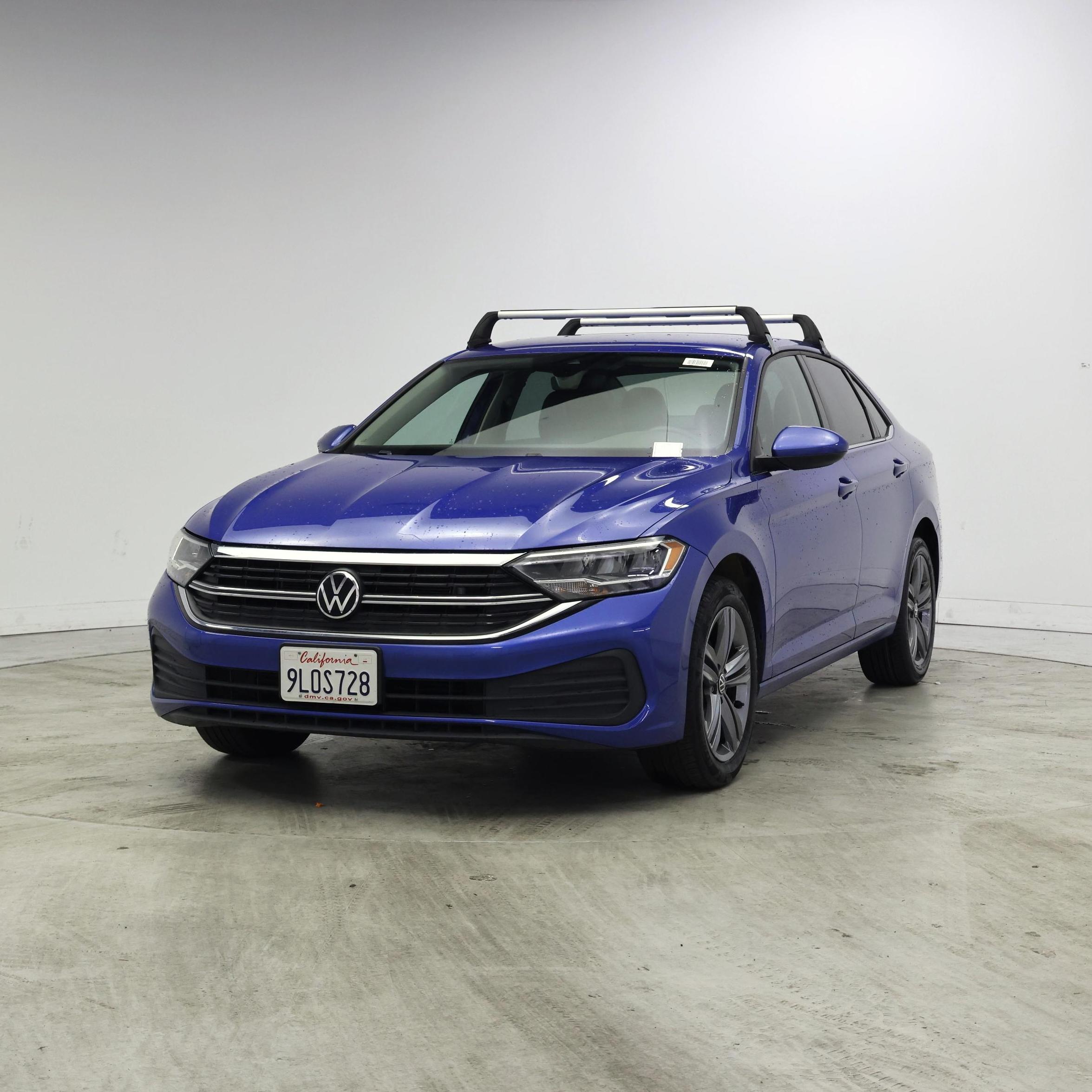 Thumbnail: 2023 Volkswagen Jetta - 4