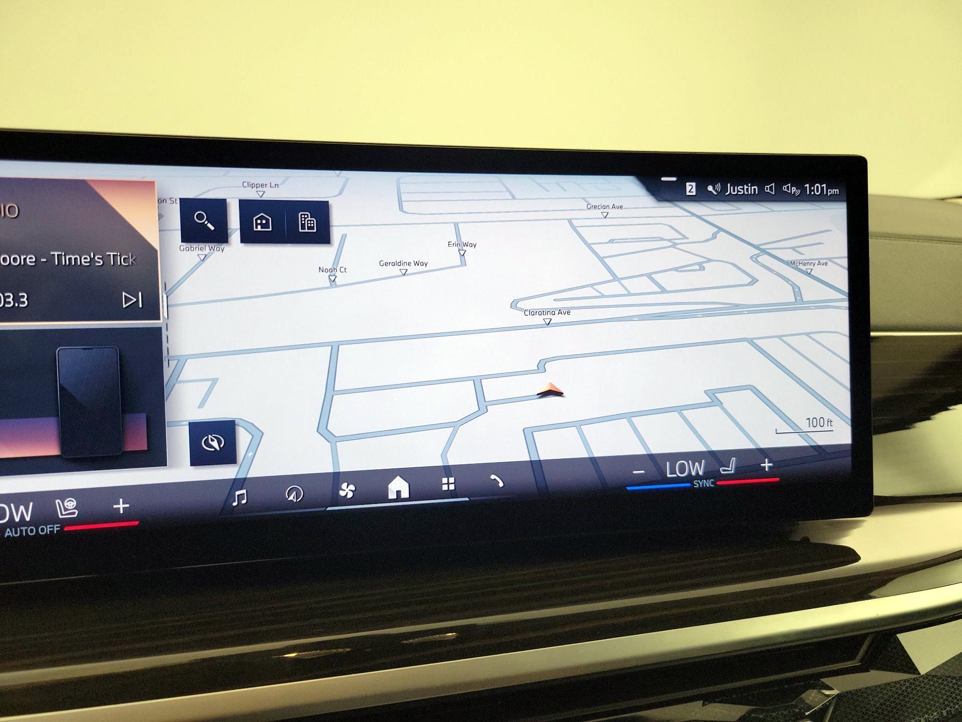 Thumbnail: 2025 BMW X7 - 14