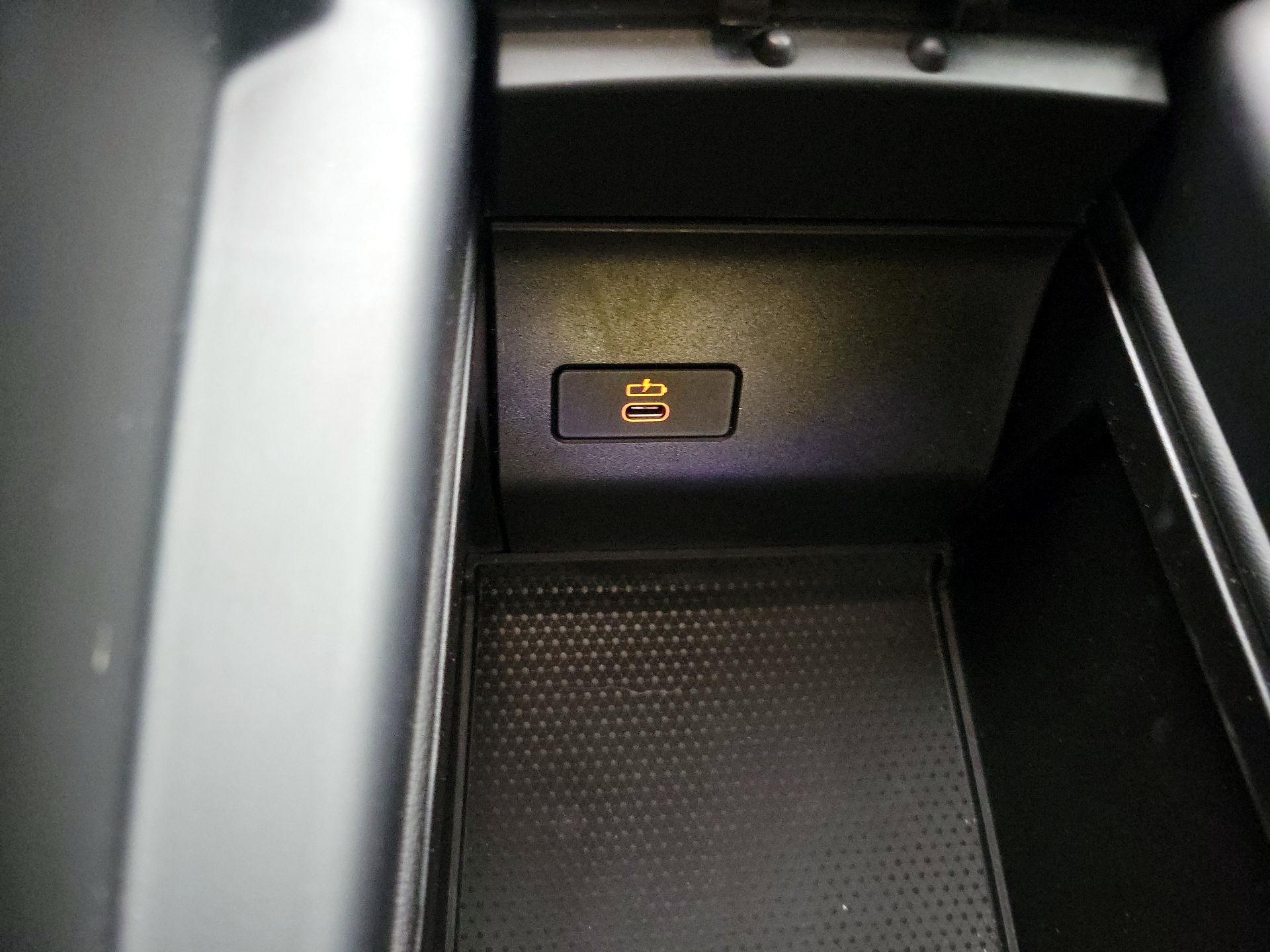 Thumbnail: 2025 BMW X7 - 19