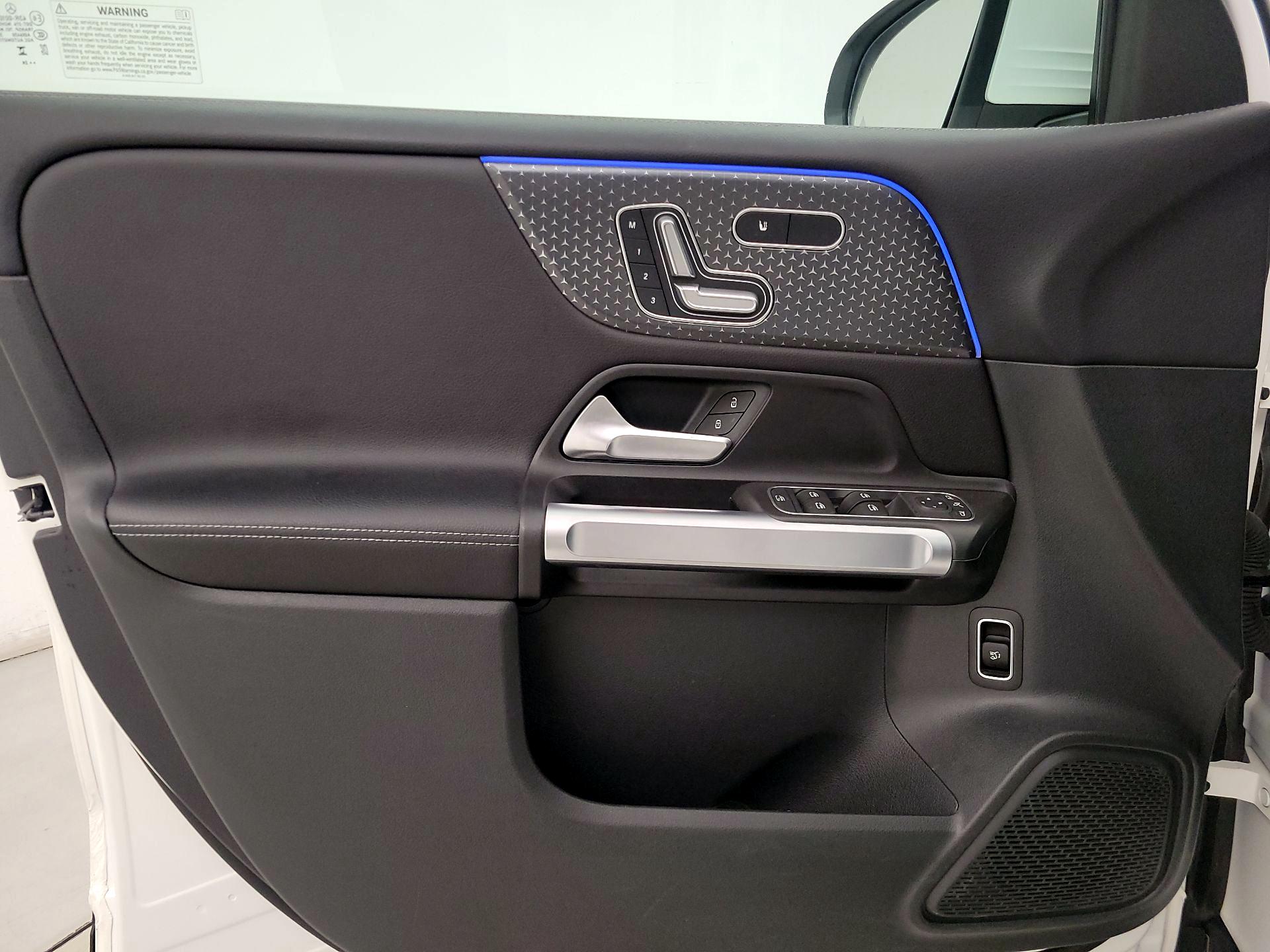 Thumbnail: 2025 Mercedes-Benz GLB - 12