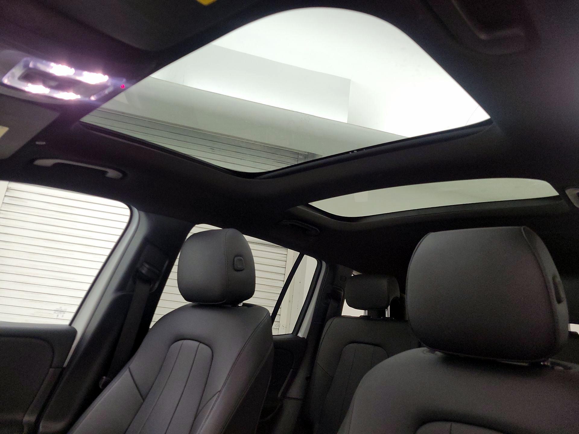 Thumbnail: 2025 Mercedes-Benz GLB - 18