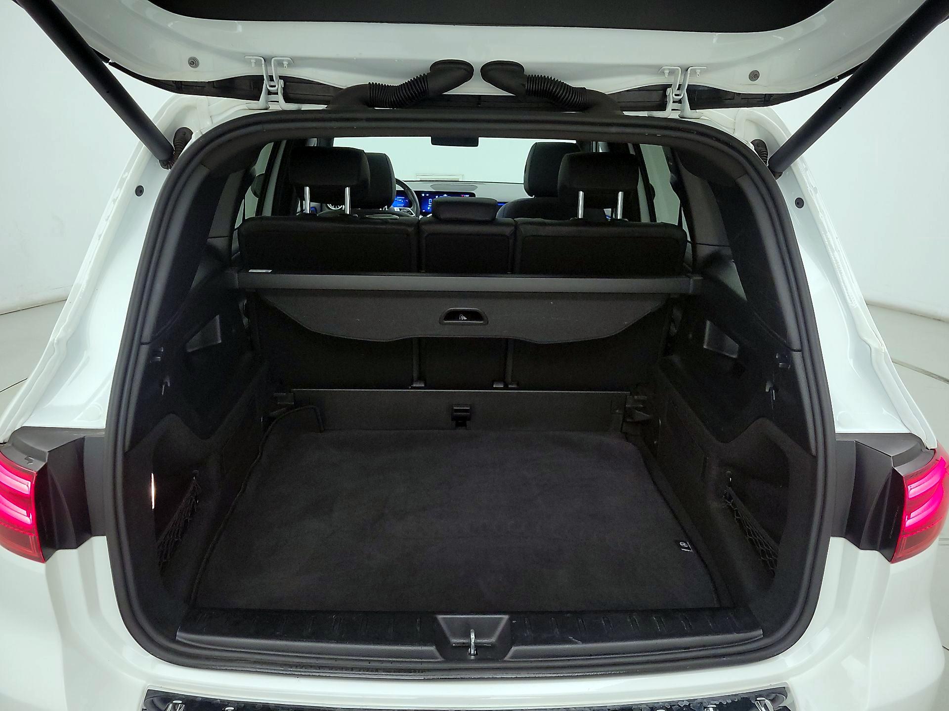 Thumbnail: 2025 Mercedes-Benz GLB - 20