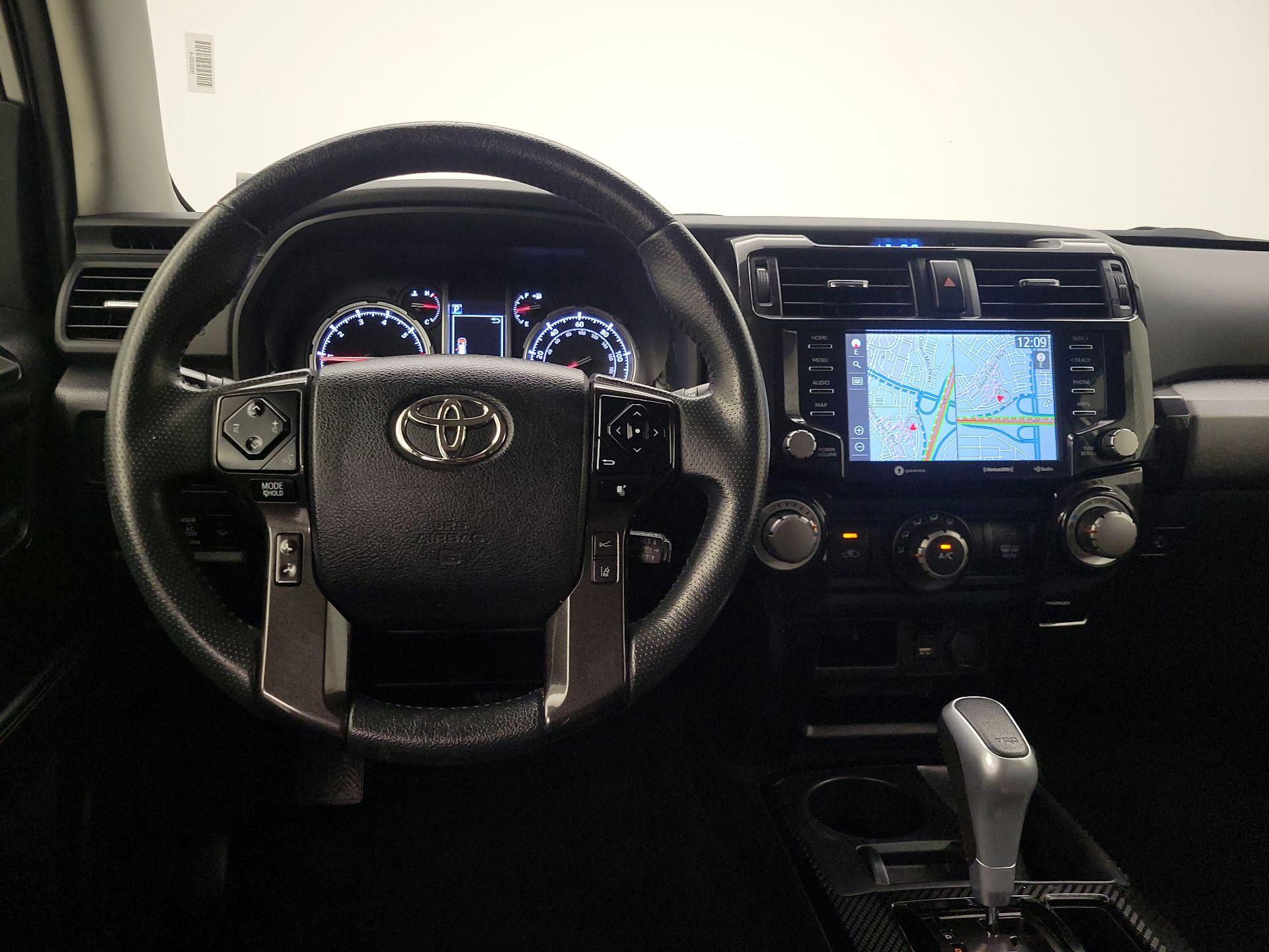 Thumbnail: 2022 Toyota 4Runner - 10