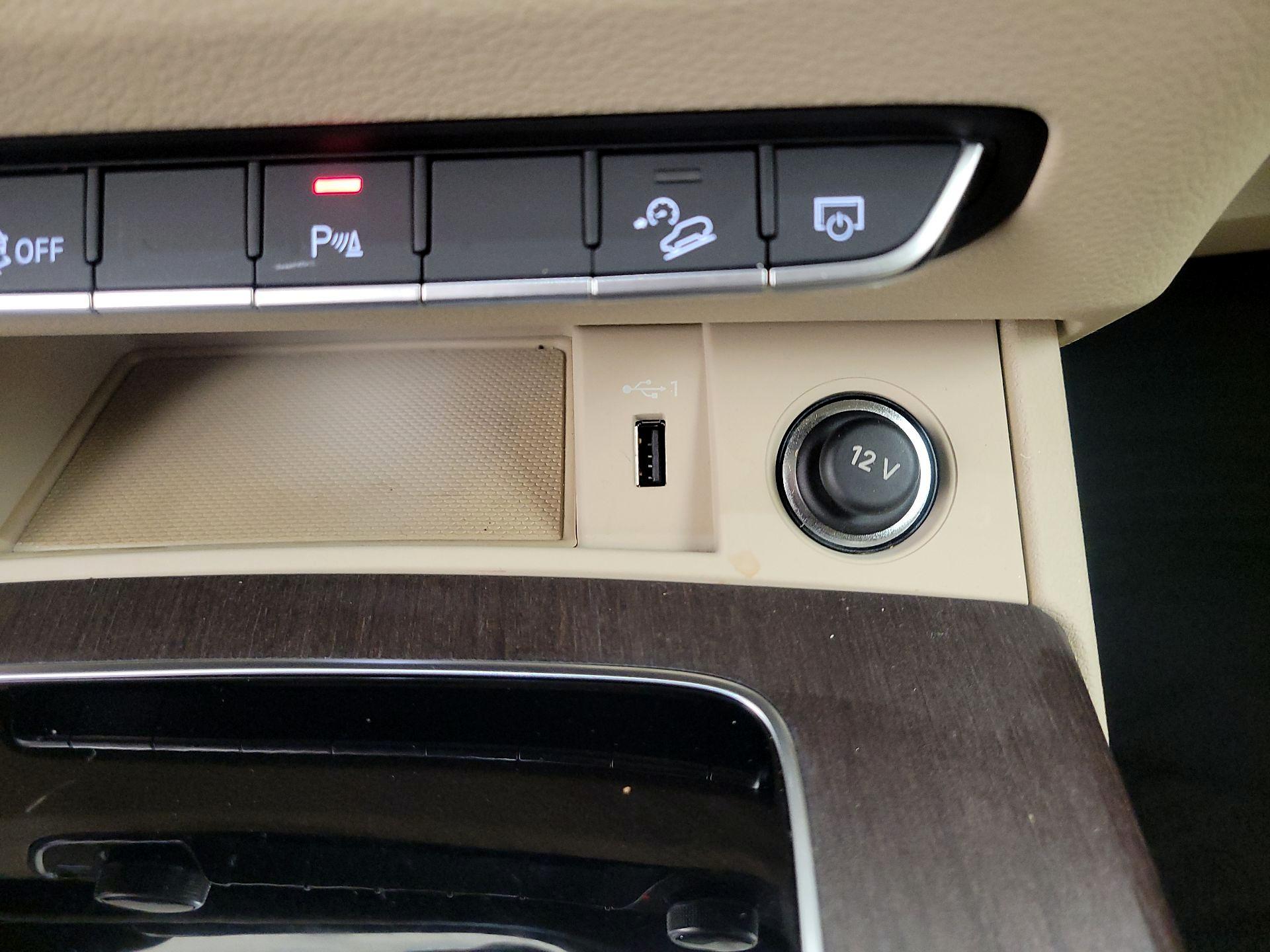 Thumbnail: 2023 Audi Q5 - 18