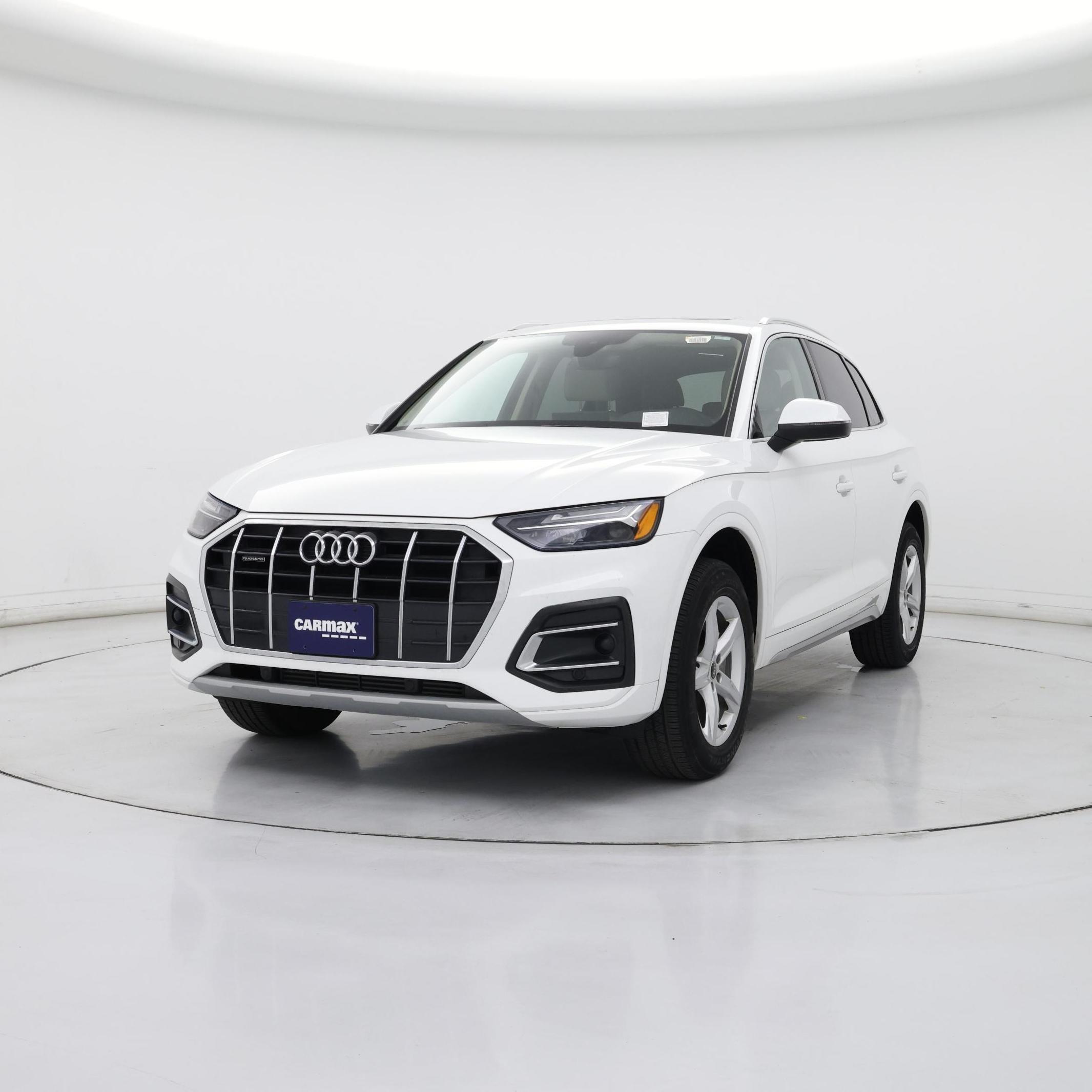 Thumbnail: 2023 Audi Q5 - 4