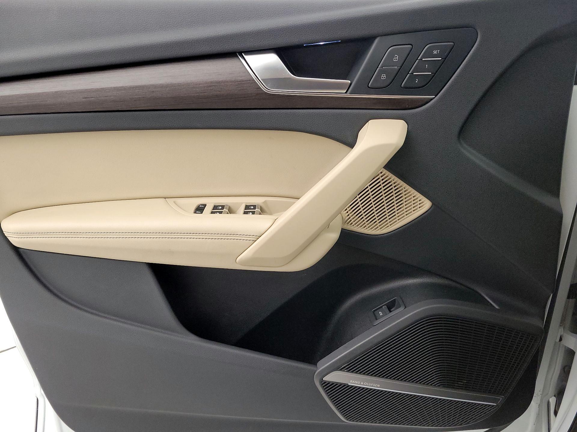 Thumbnail: 2022 Audi Q5 - 12