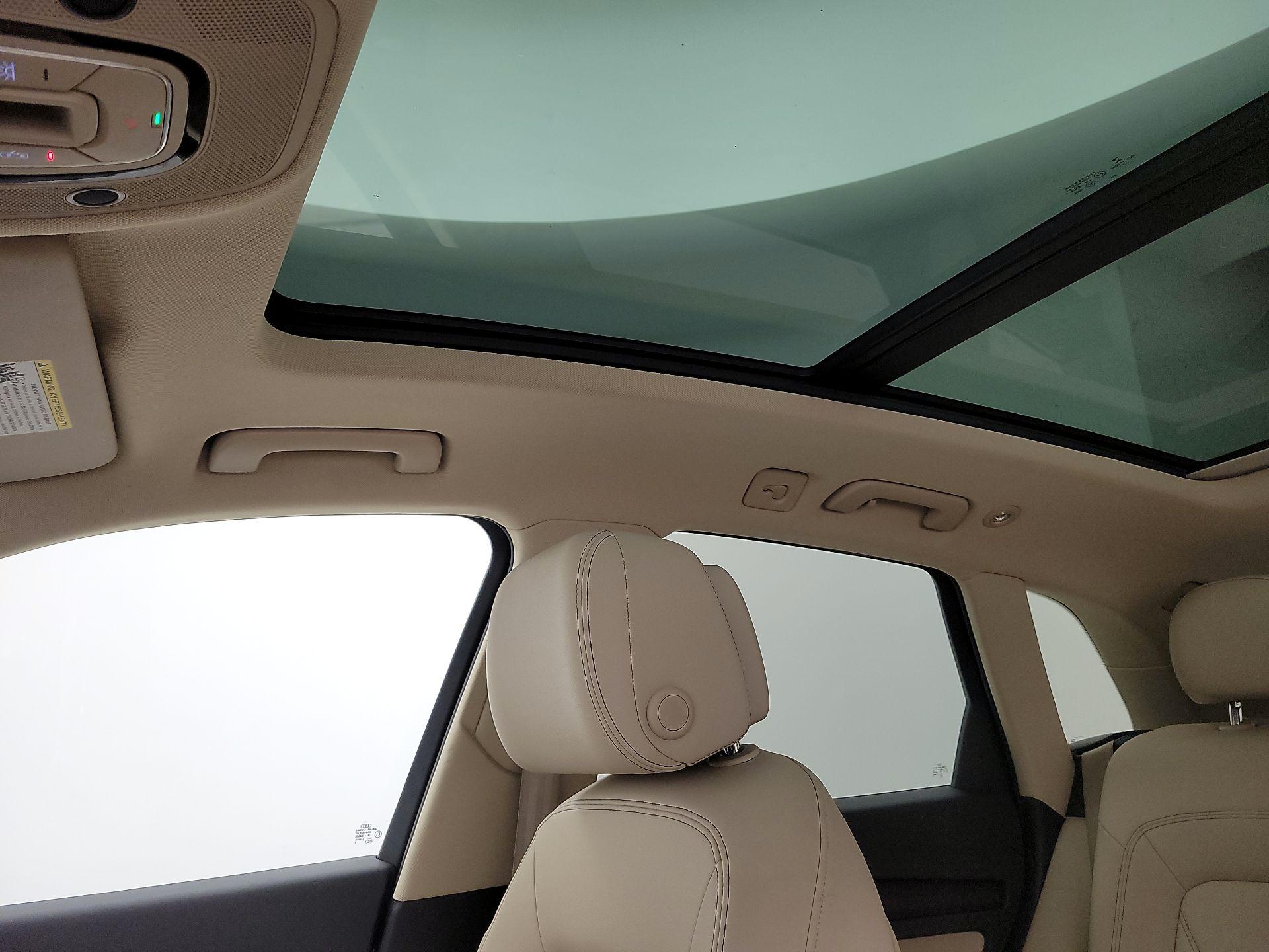 Thumbnail: 2022 Audi Q5 - 19