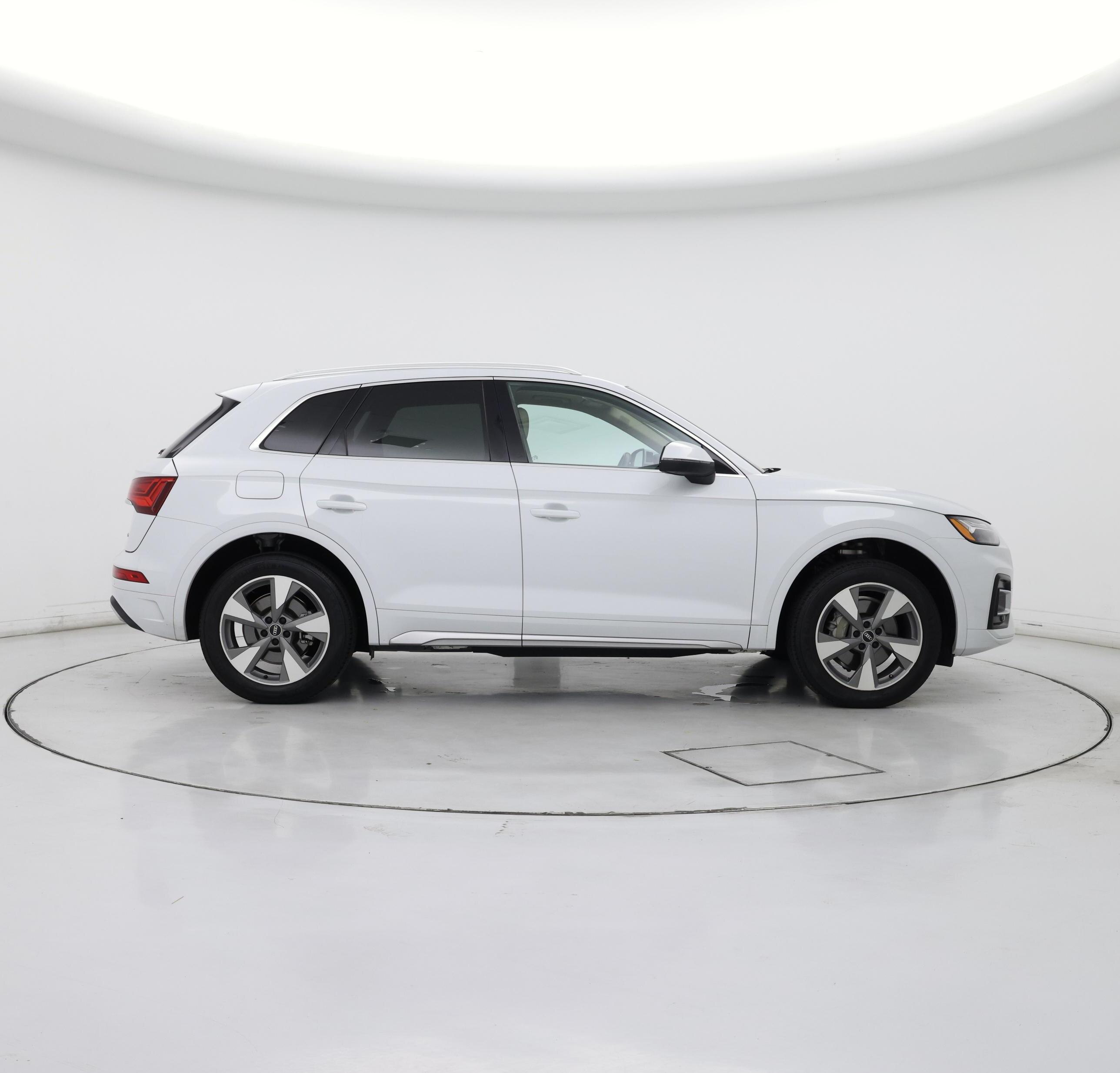 Thumbnail: 2022 Audi Q5 - 7