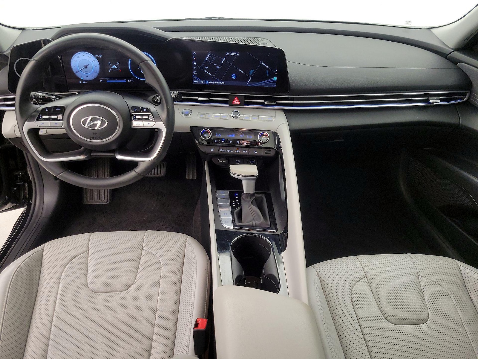 2023 Hyundai Elantra Limited - Photo 10
