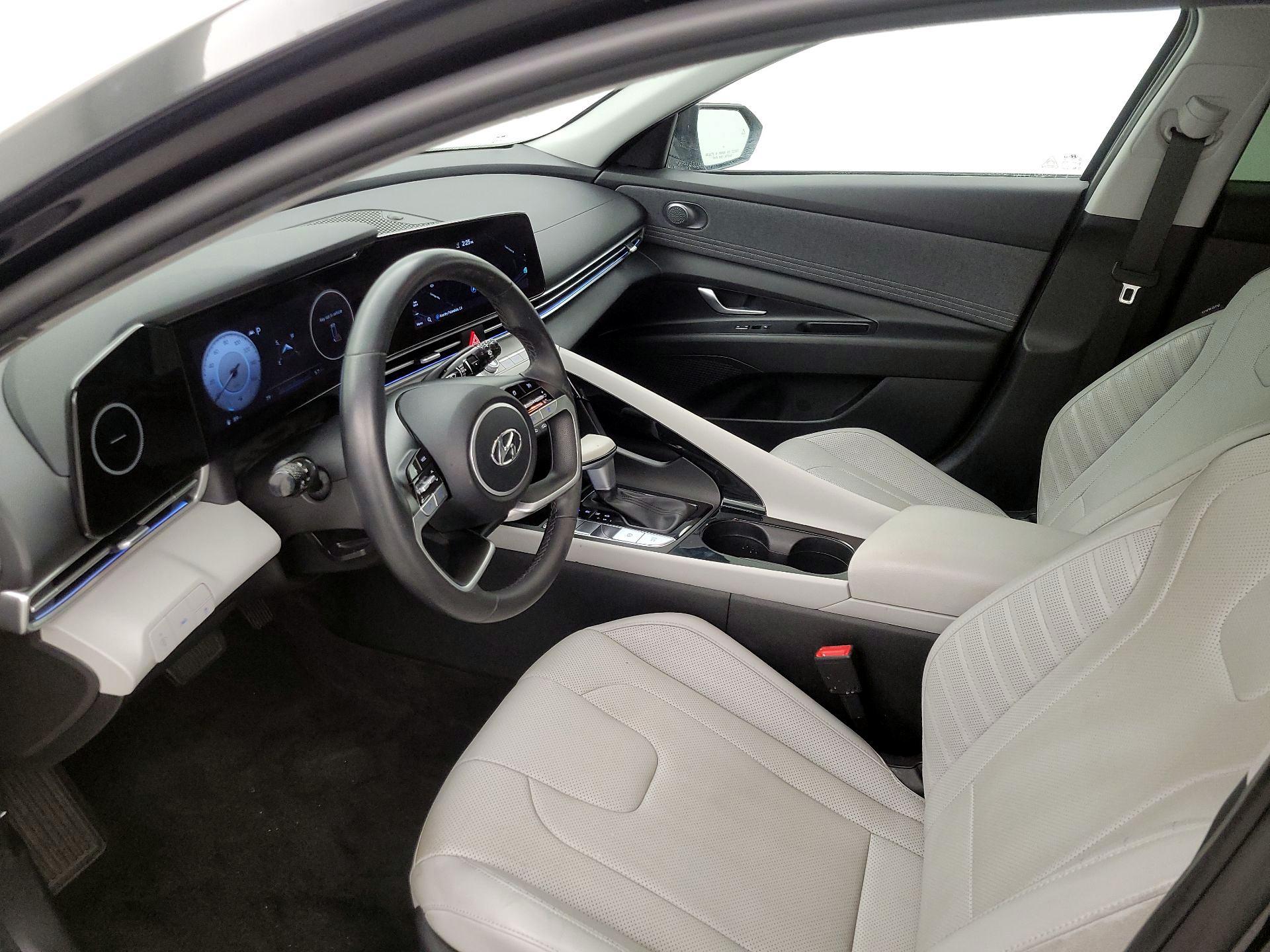 Thumbnail: 2023 Hyundai Elantra - 11
