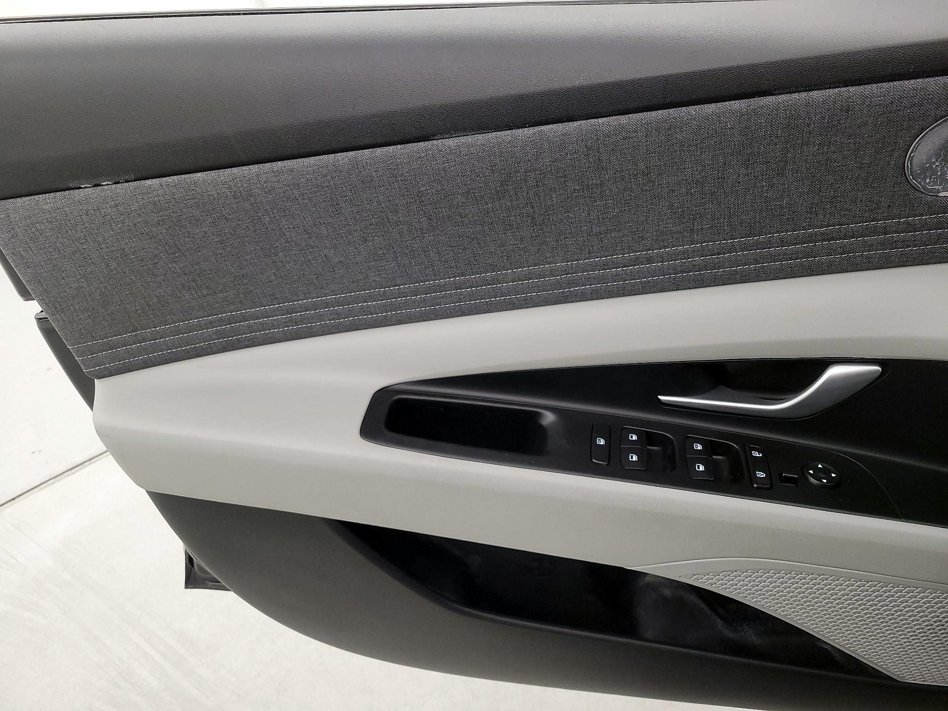 Thumbnail: 2023 Hyundai Elantra - 12