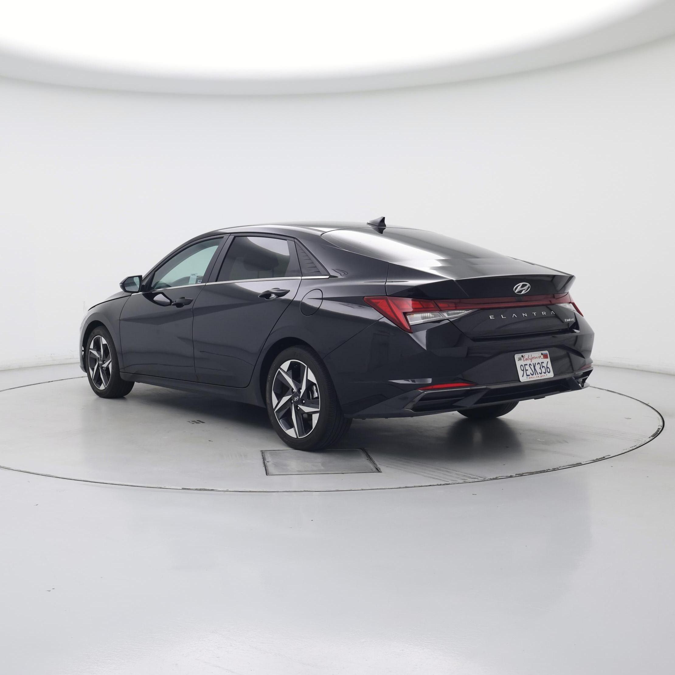 Thumbnail: 2023 Hyundai Elantra - 2