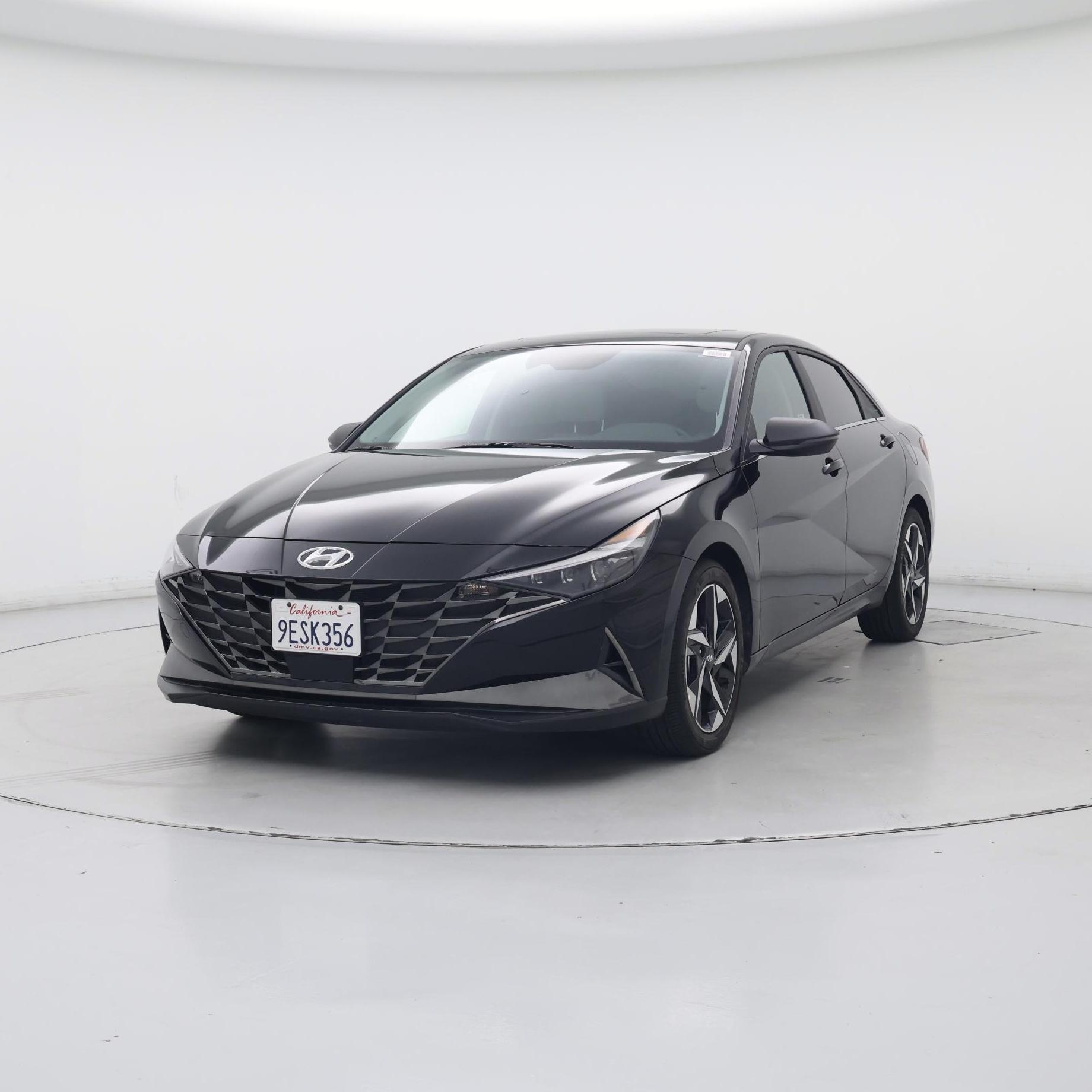 Thumbnail: 2023 Hyundai Elantra - 4