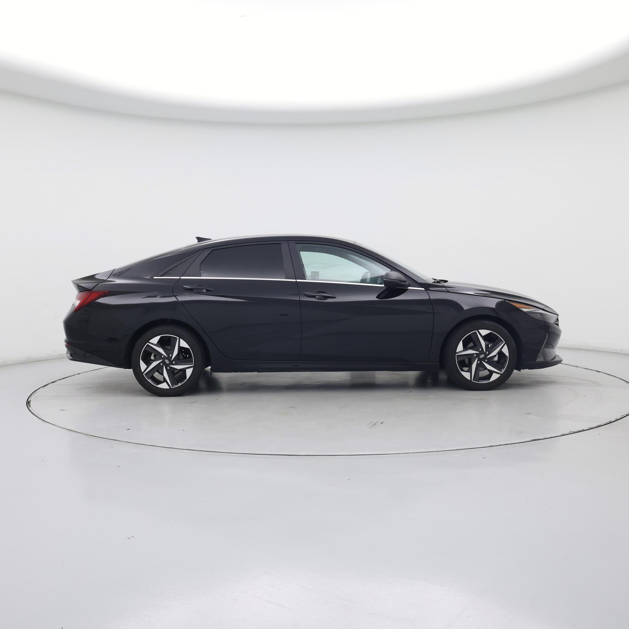 Thumbnail: 2023 Hyundai Elantra - 7