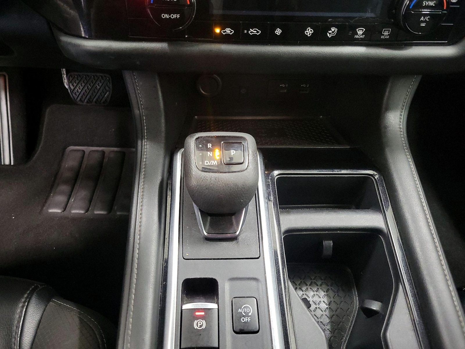 2023 Nissan Pathfinder SL - Photo 19