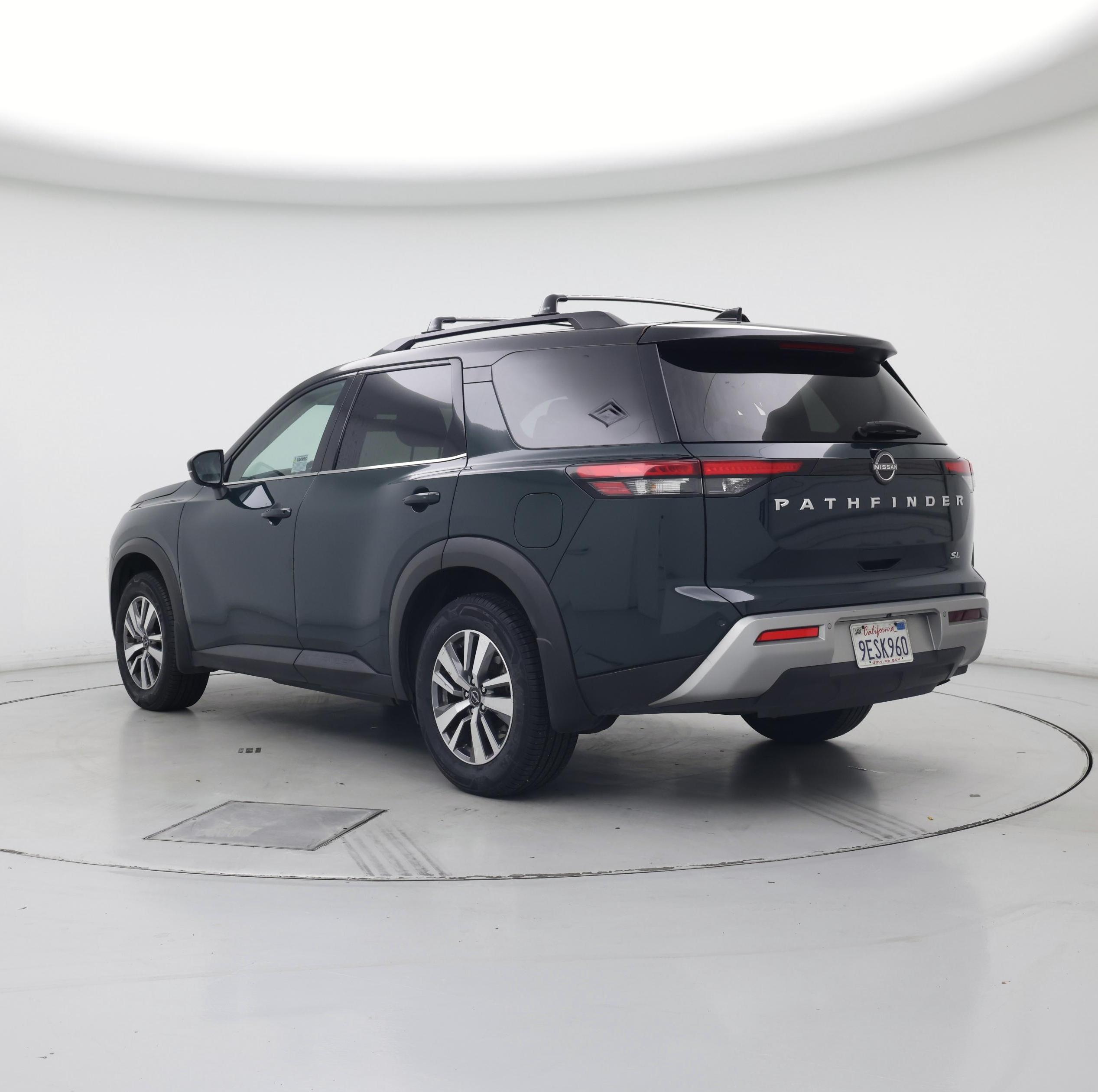 Thumbnail: 2023 Nissan Pathfinder - 2