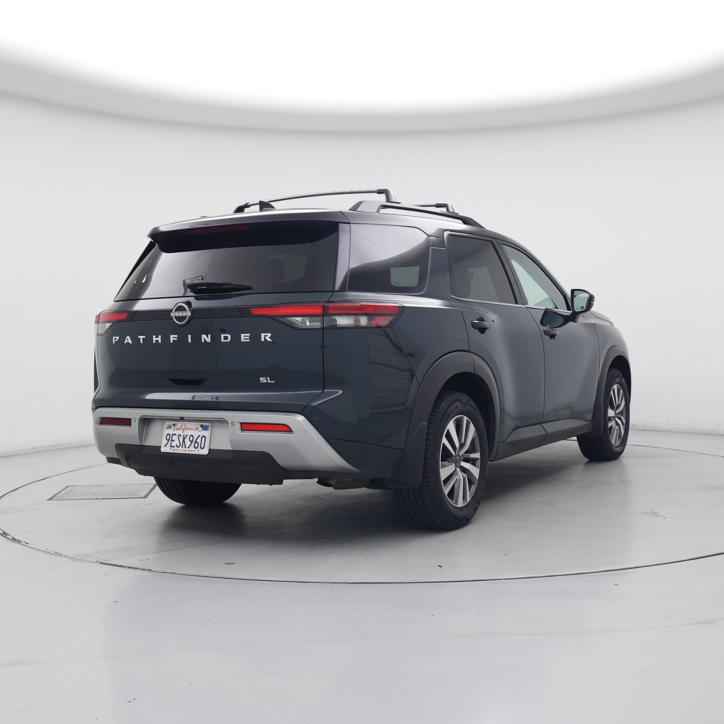 Thumbnail: 2023 Nissan Pathfinder - 8