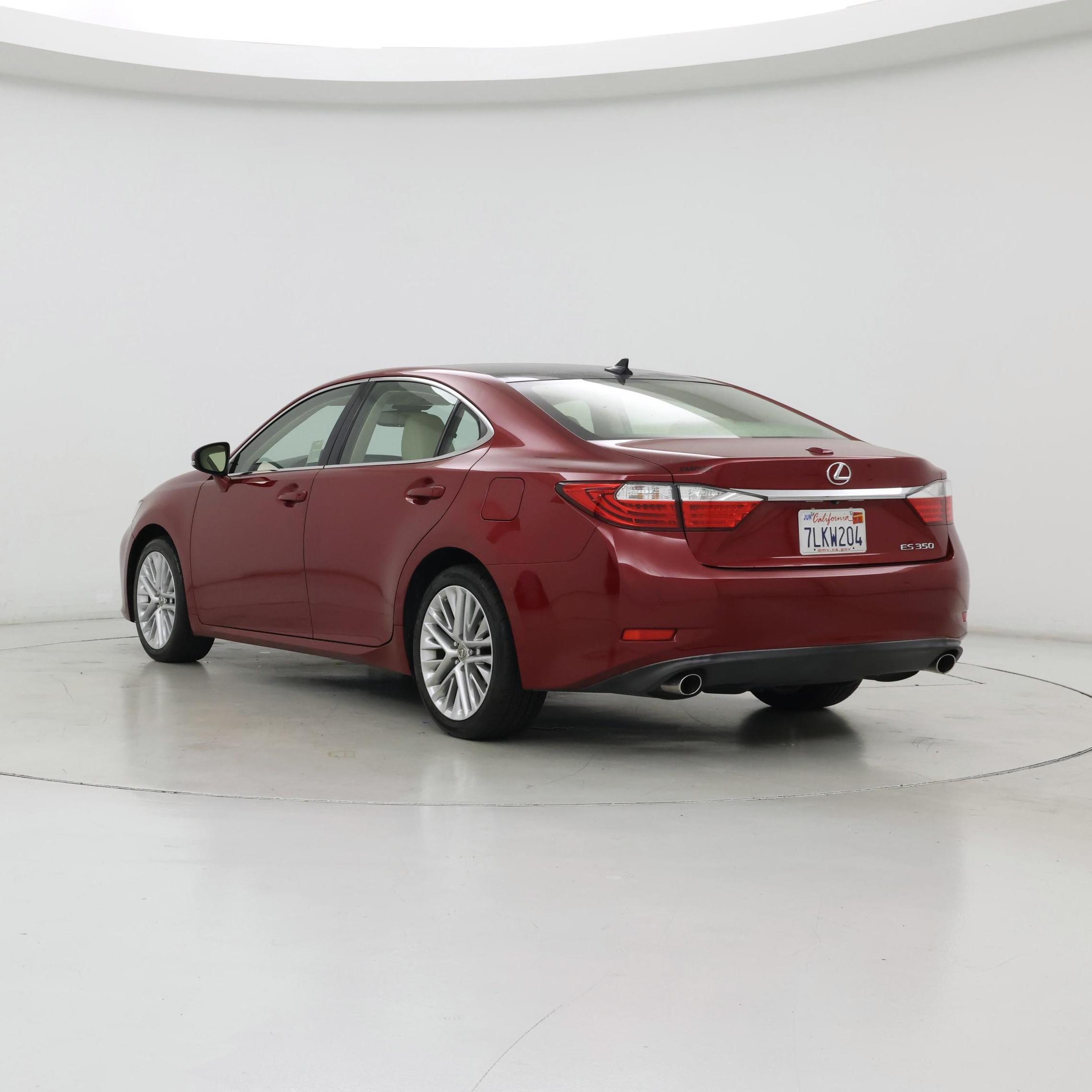 Thumbnail: 2015 Lexus ES - 2
