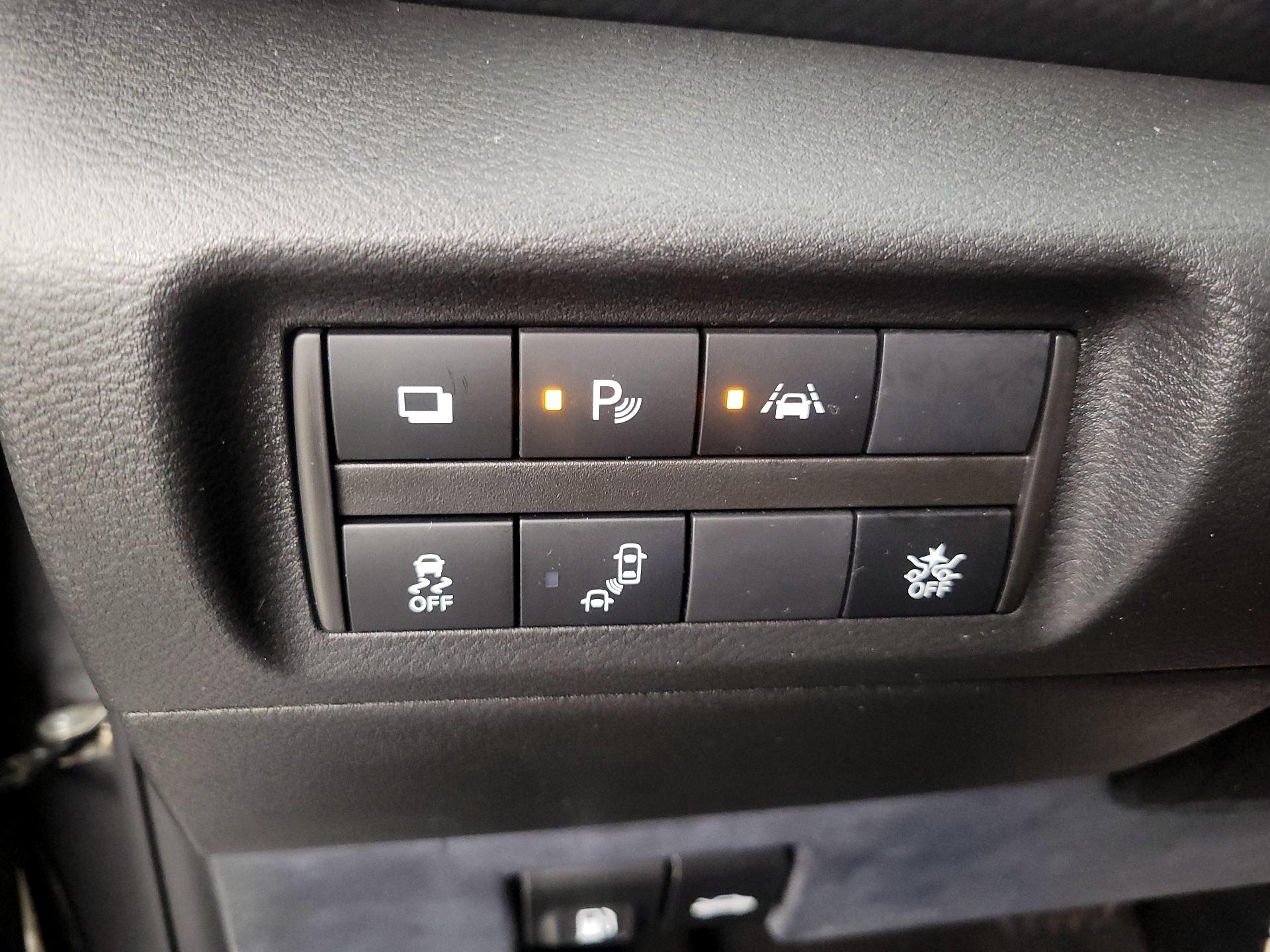 Thumbnail: 2022 Nissan Kicks - 13