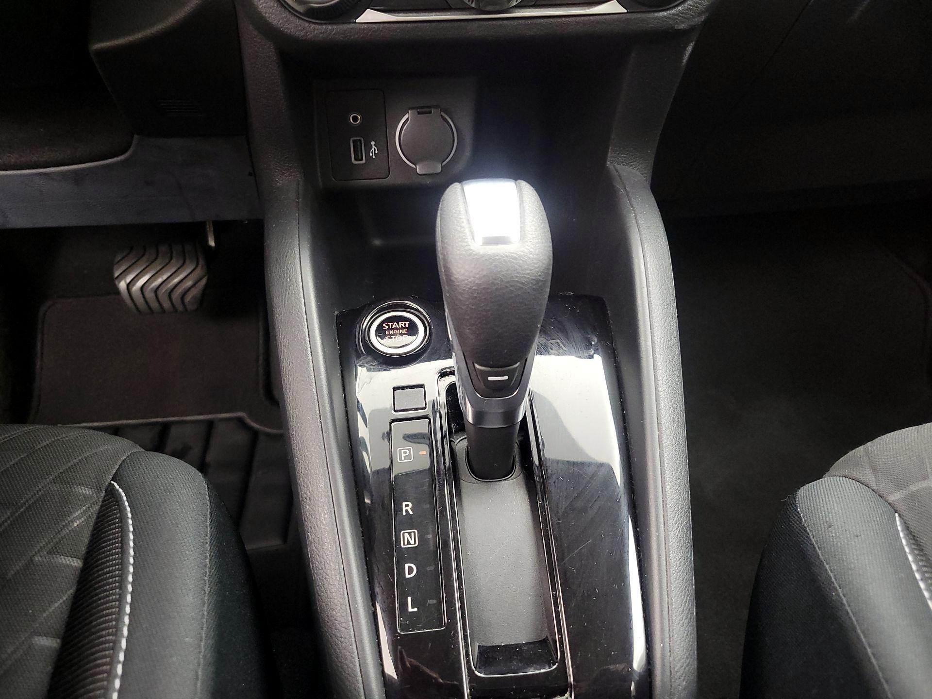 Thumbnail: 2022 Nissan Kicks - 17