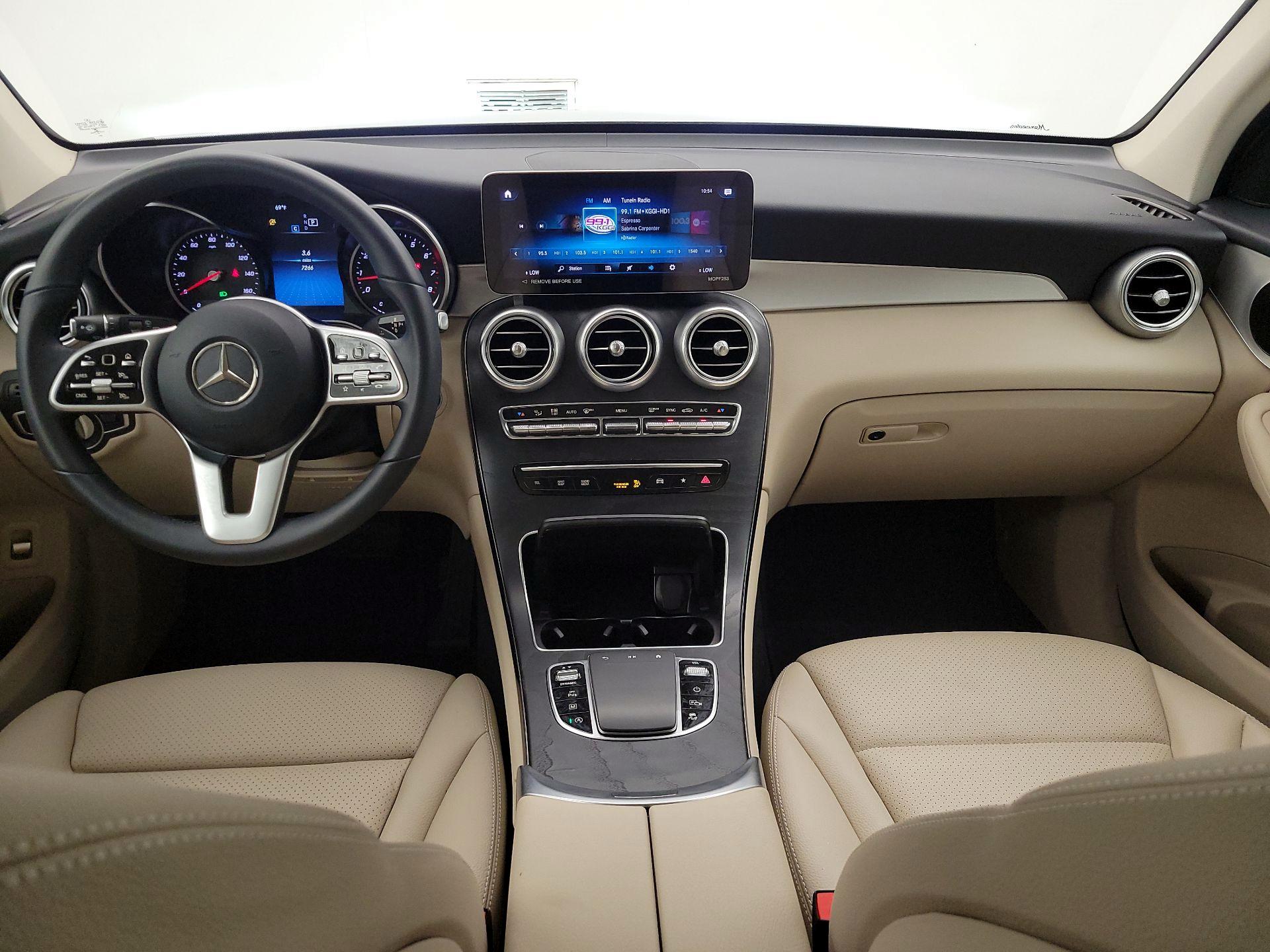 Thumbnail: 2022 Mercedes-Benz GLC - 9