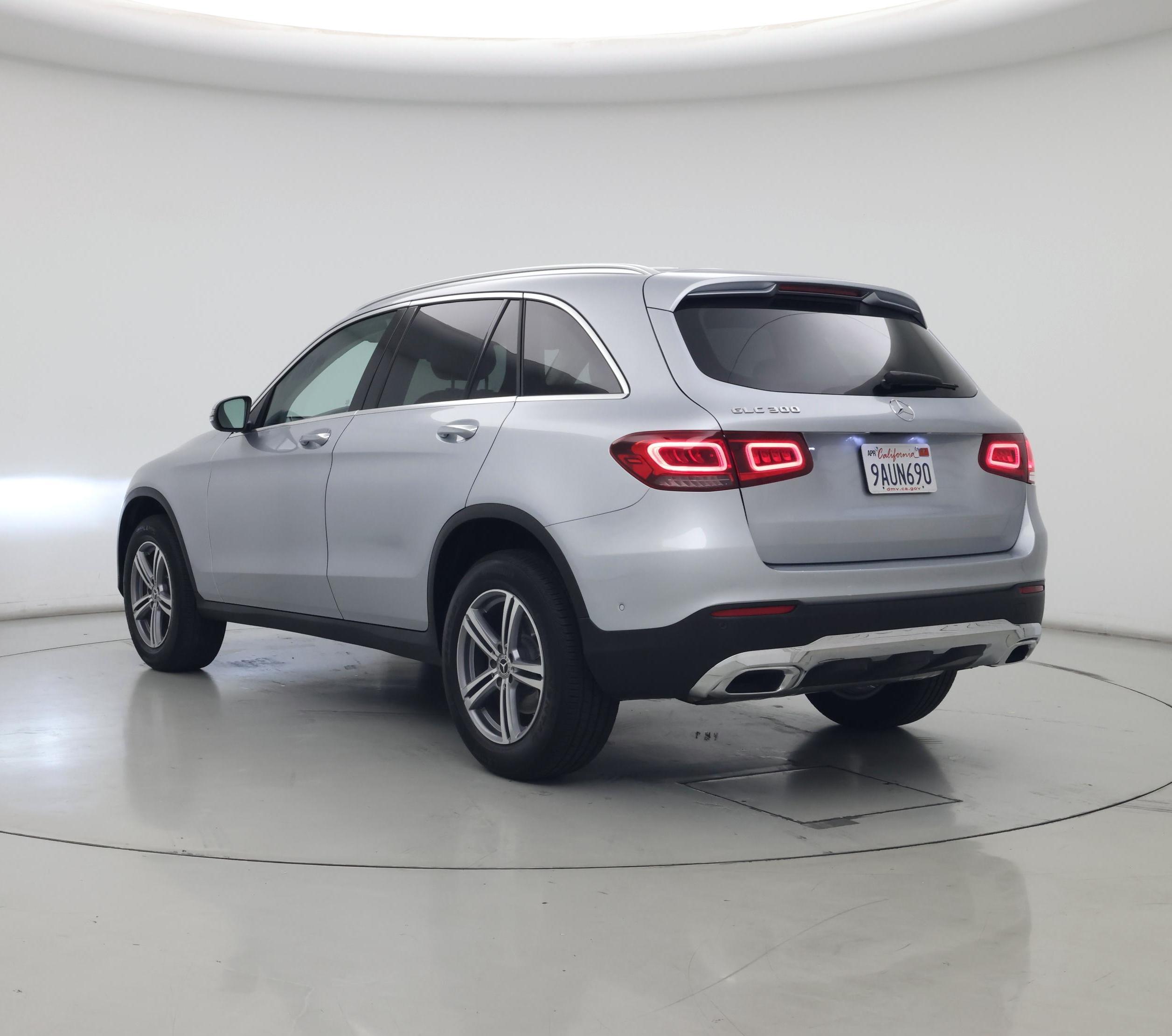 Thumbnail: 2022 Mercedes-Benz GLC - 2