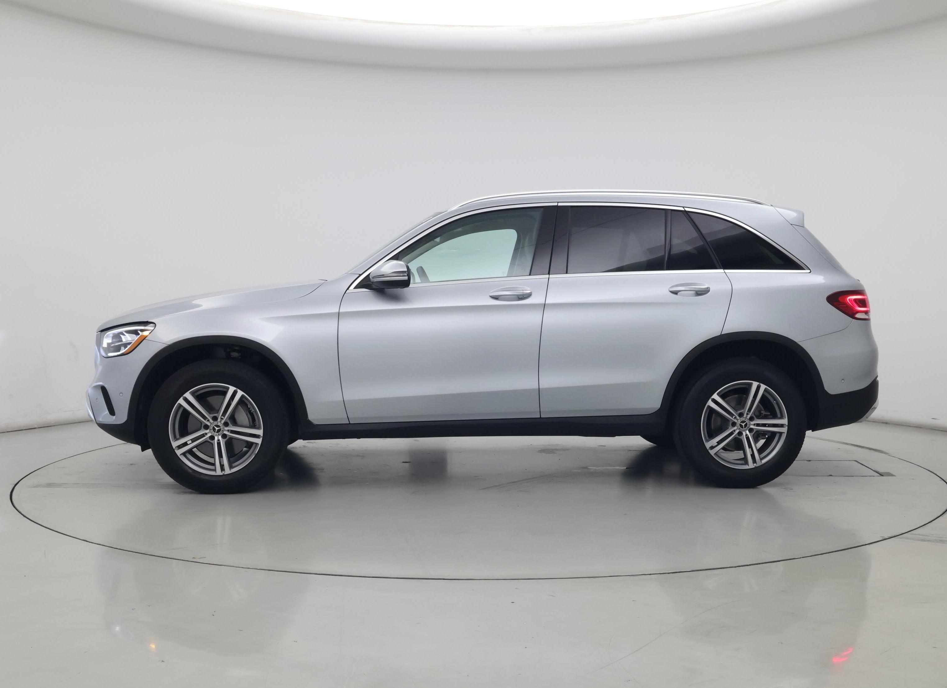 Thumbnail: 2022 Mercedes-Benz GLC - 3