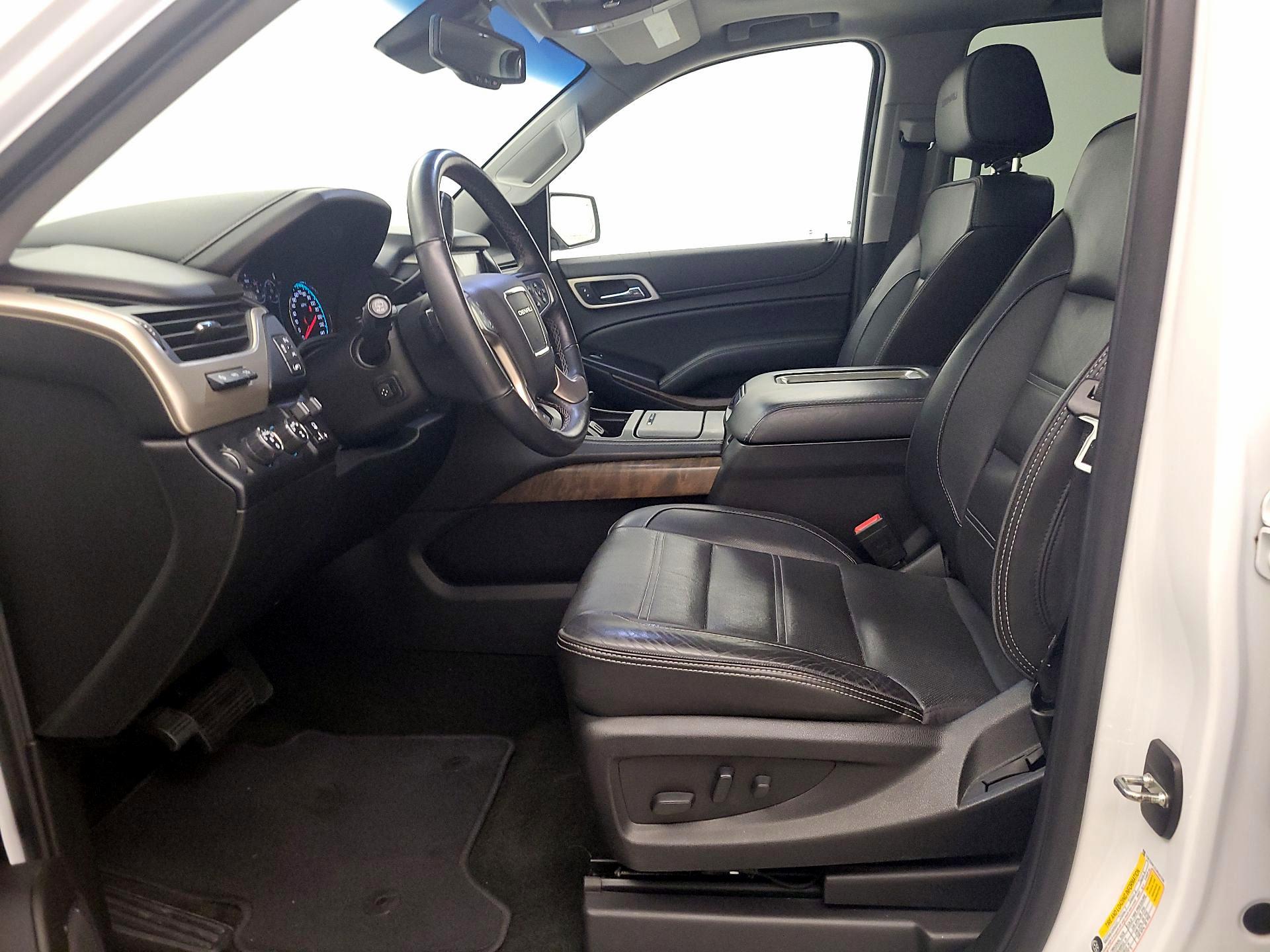 Thumbnail: 2018 GMC Yukon XL - 11