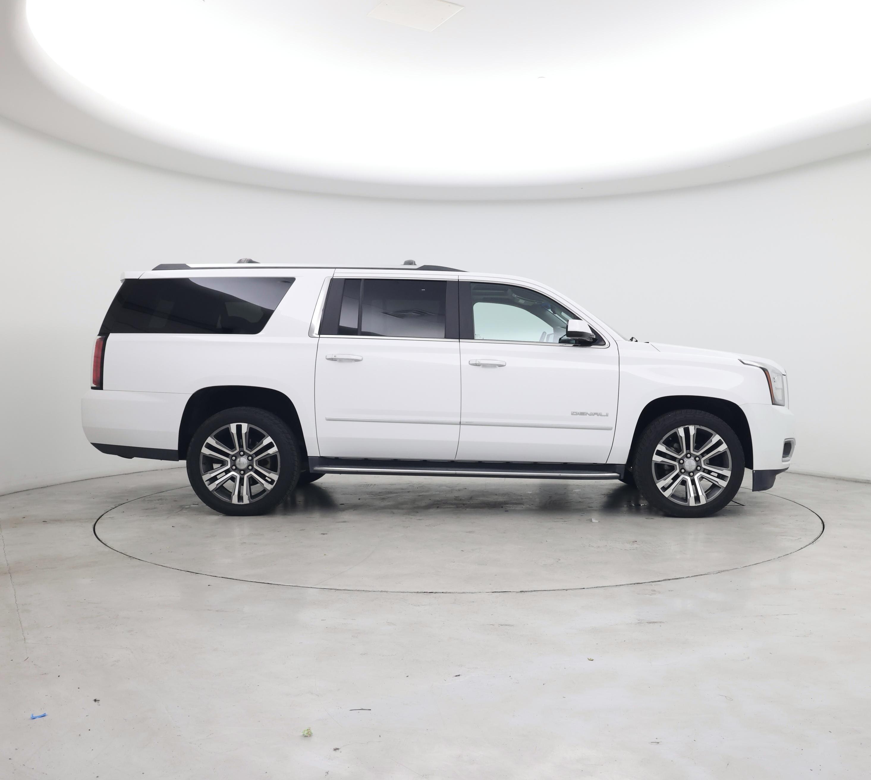 Thumbnail: 2018 GMC Yukon XL - 7