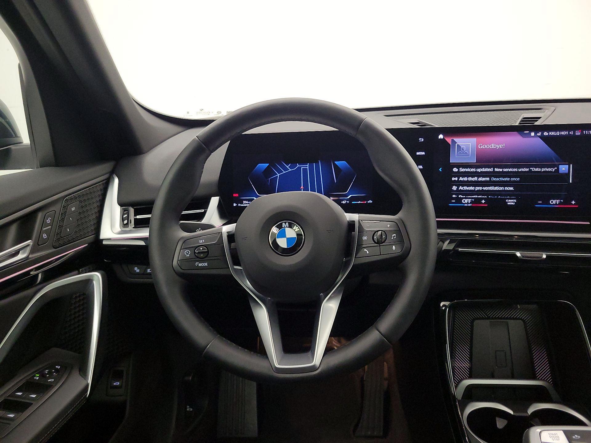 Thumbnail: 2023 BMW X1 - 10