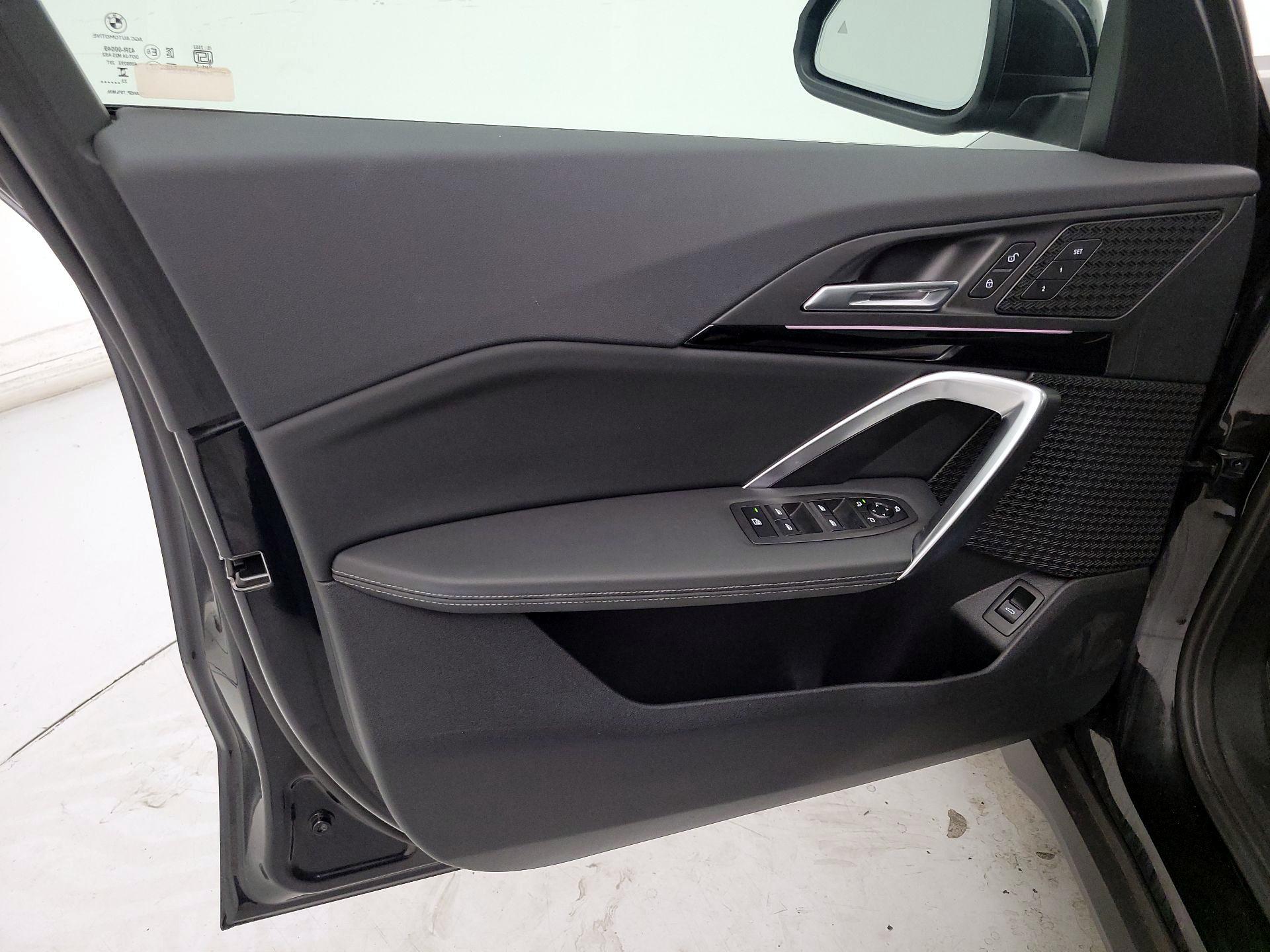 Thumbnail: 2023 BMW X1 - 12