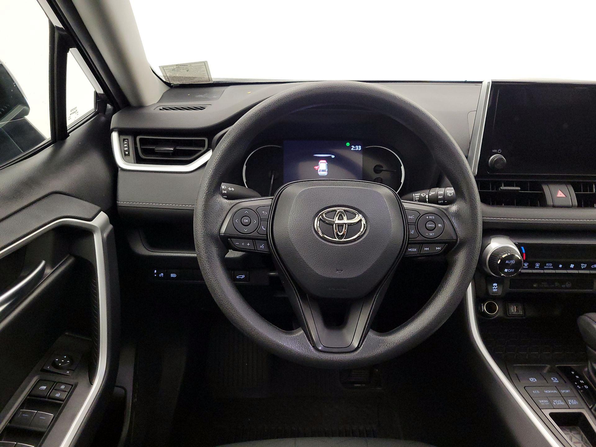 Thumbnail: 2023 Toyota RAV4 - 10