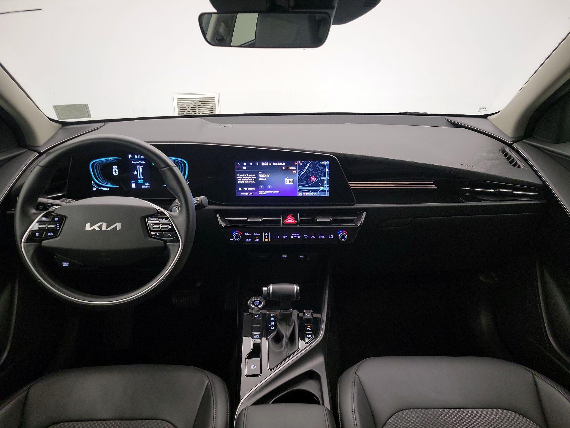 Thumbnail: 2023 Kia Niro - 9