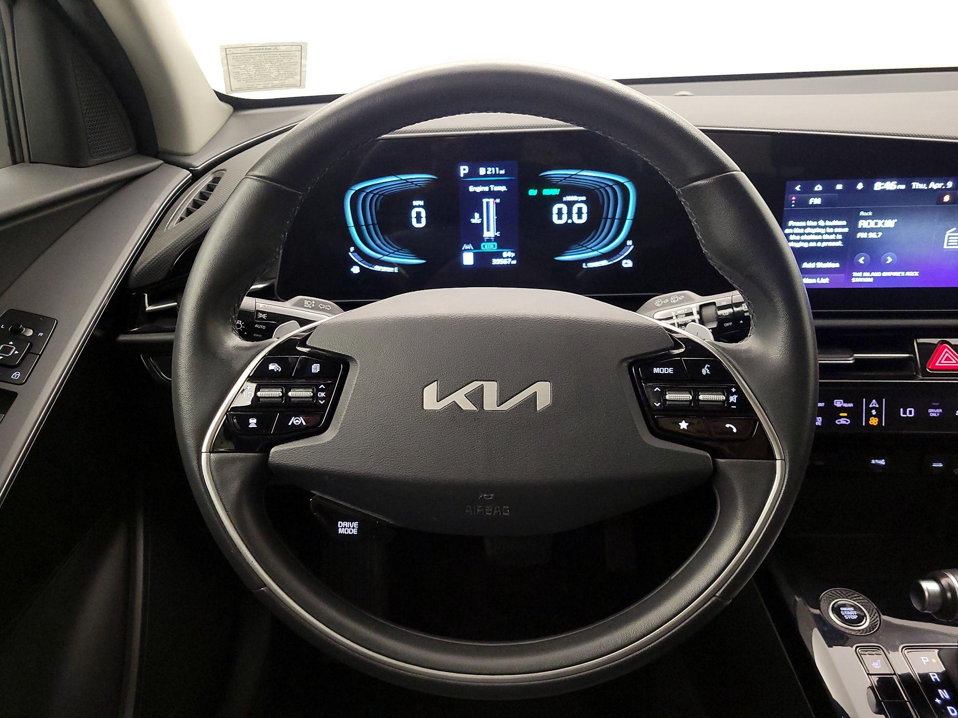 Thumbnail: 2023 Kia Niro - 10