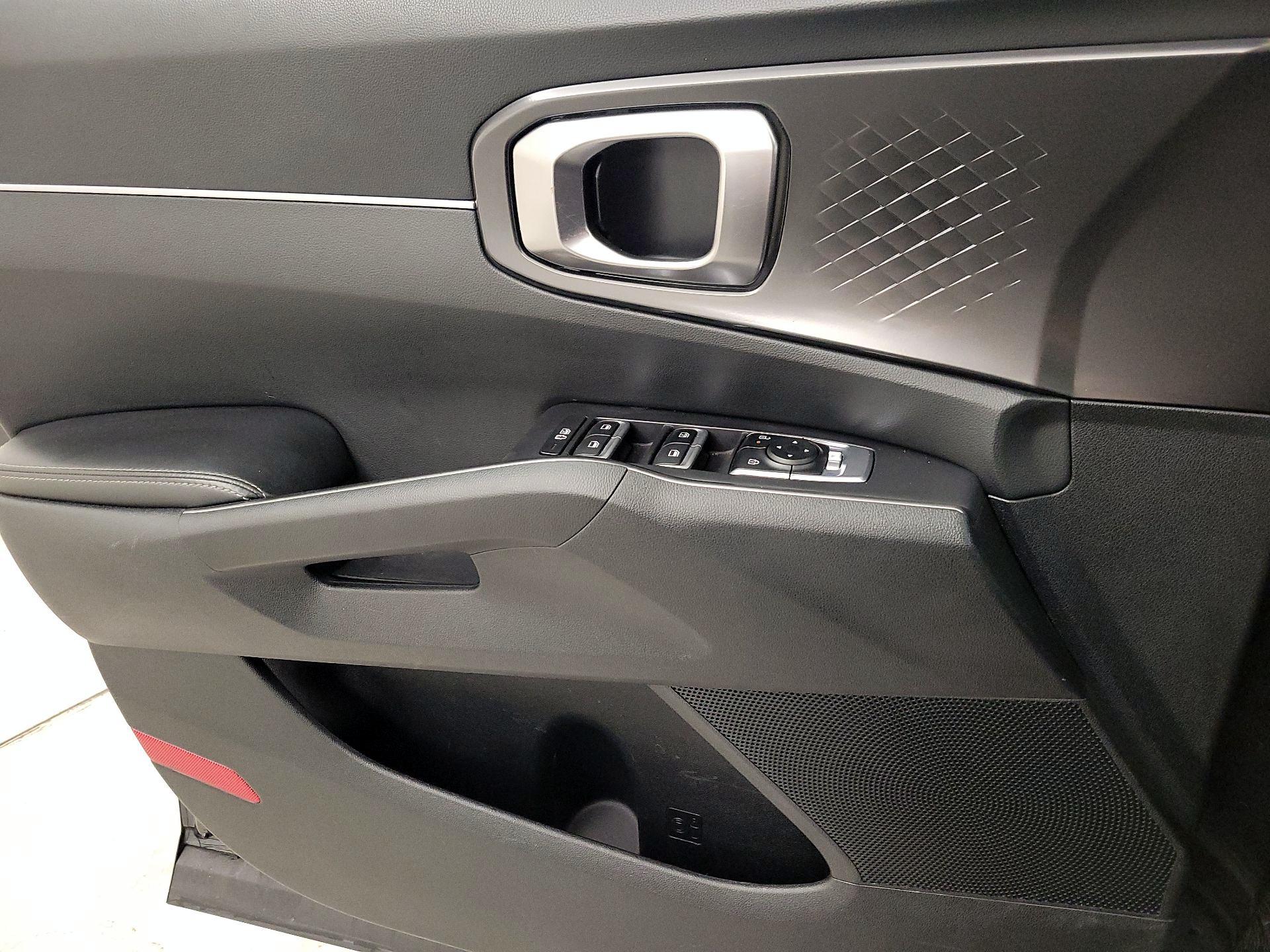 Thumbnail: 2024 Kia Sorento - 12