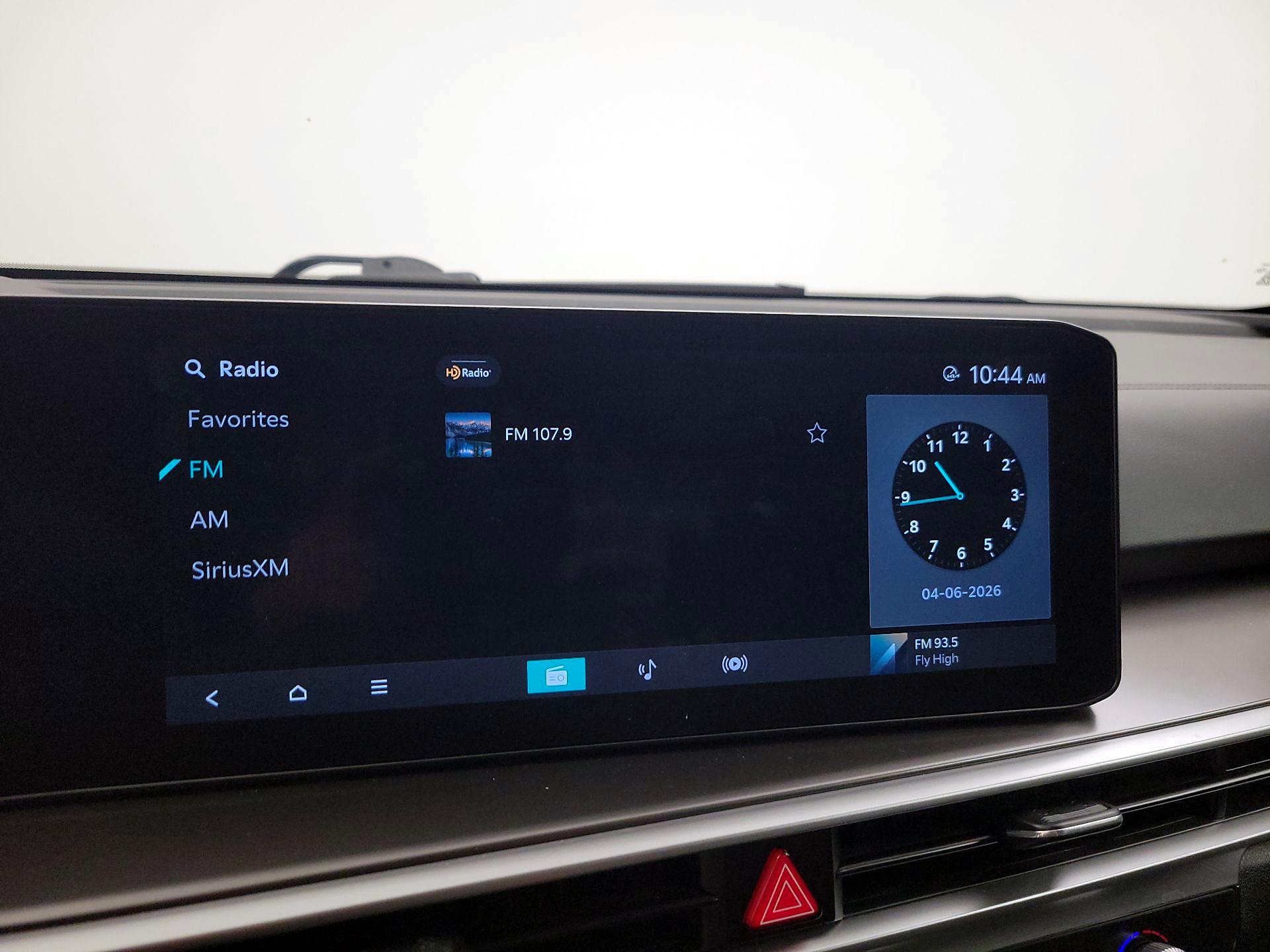 Thumbnail: 2024 Kia Sorento - 16