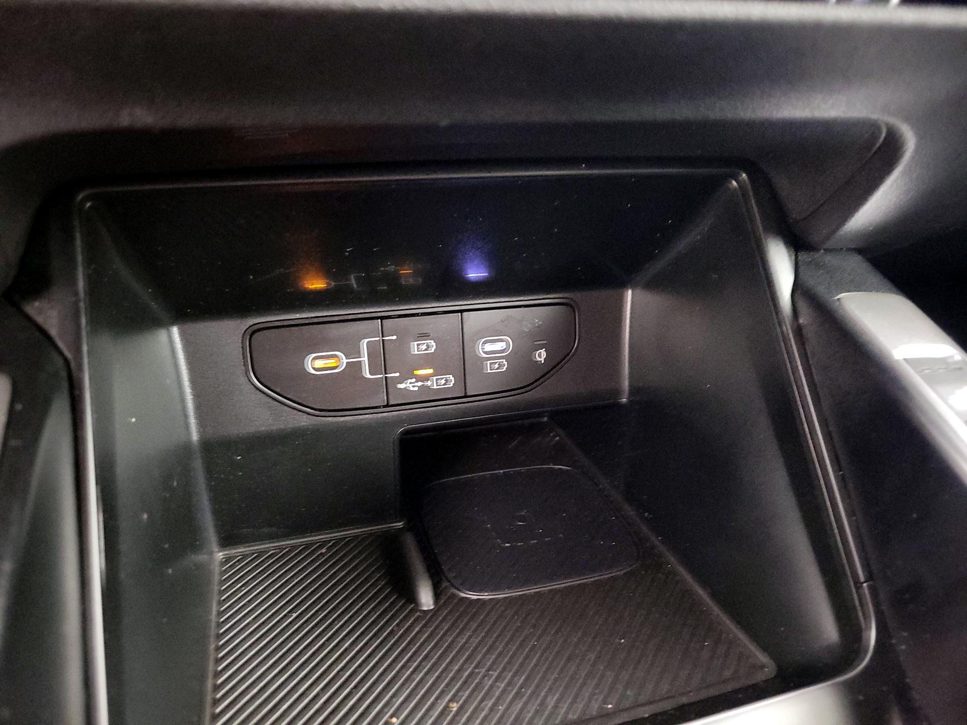 Thumbnail: 2024 Kia Sorento - 19