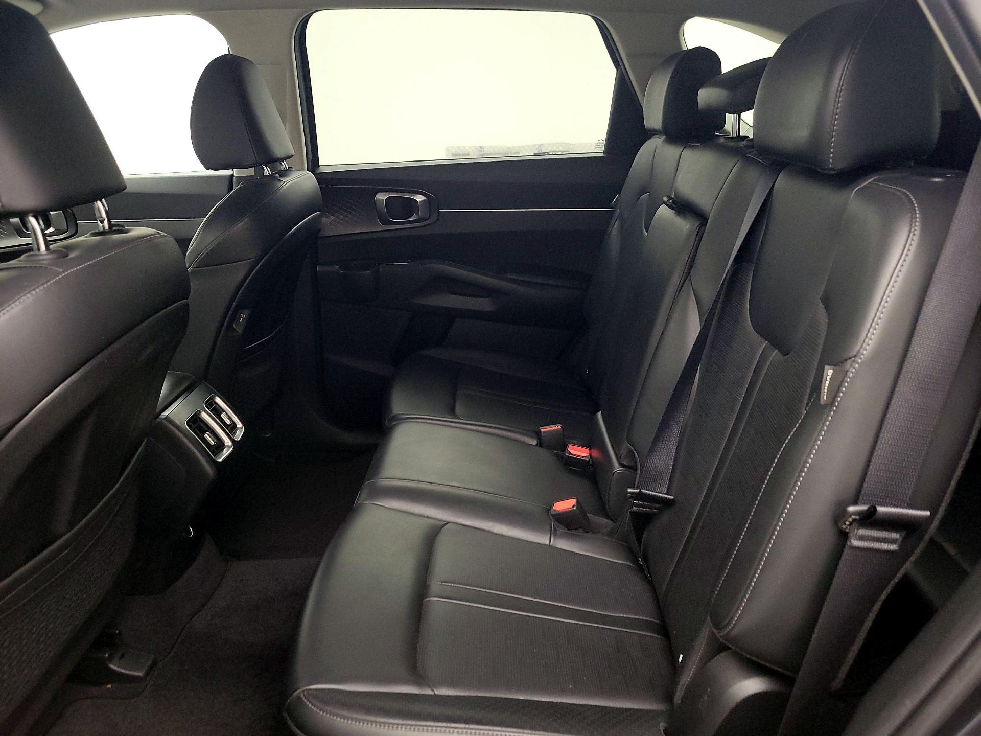 Thumbnail: 2024 Kia Sorento - 20