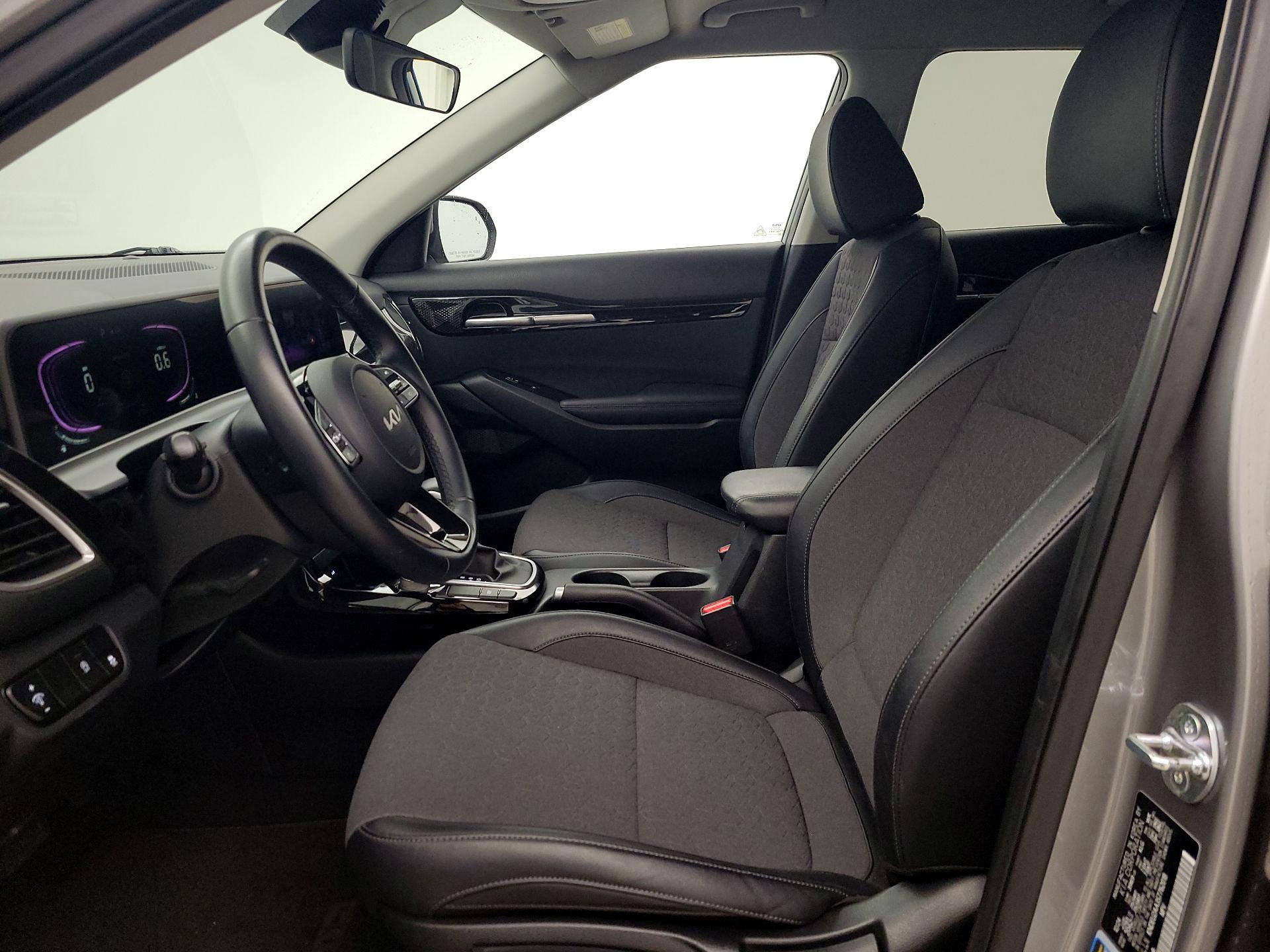 Thumbnail: 2025 Kia Seltos - 11