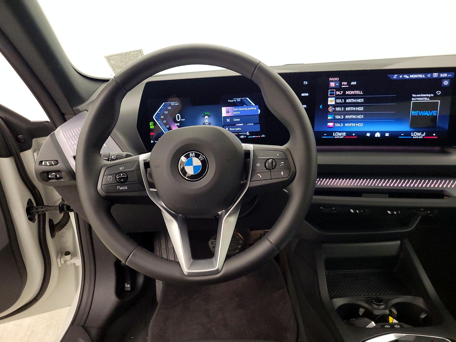 Thumbnail: 2025 BMW 2 Series - 10