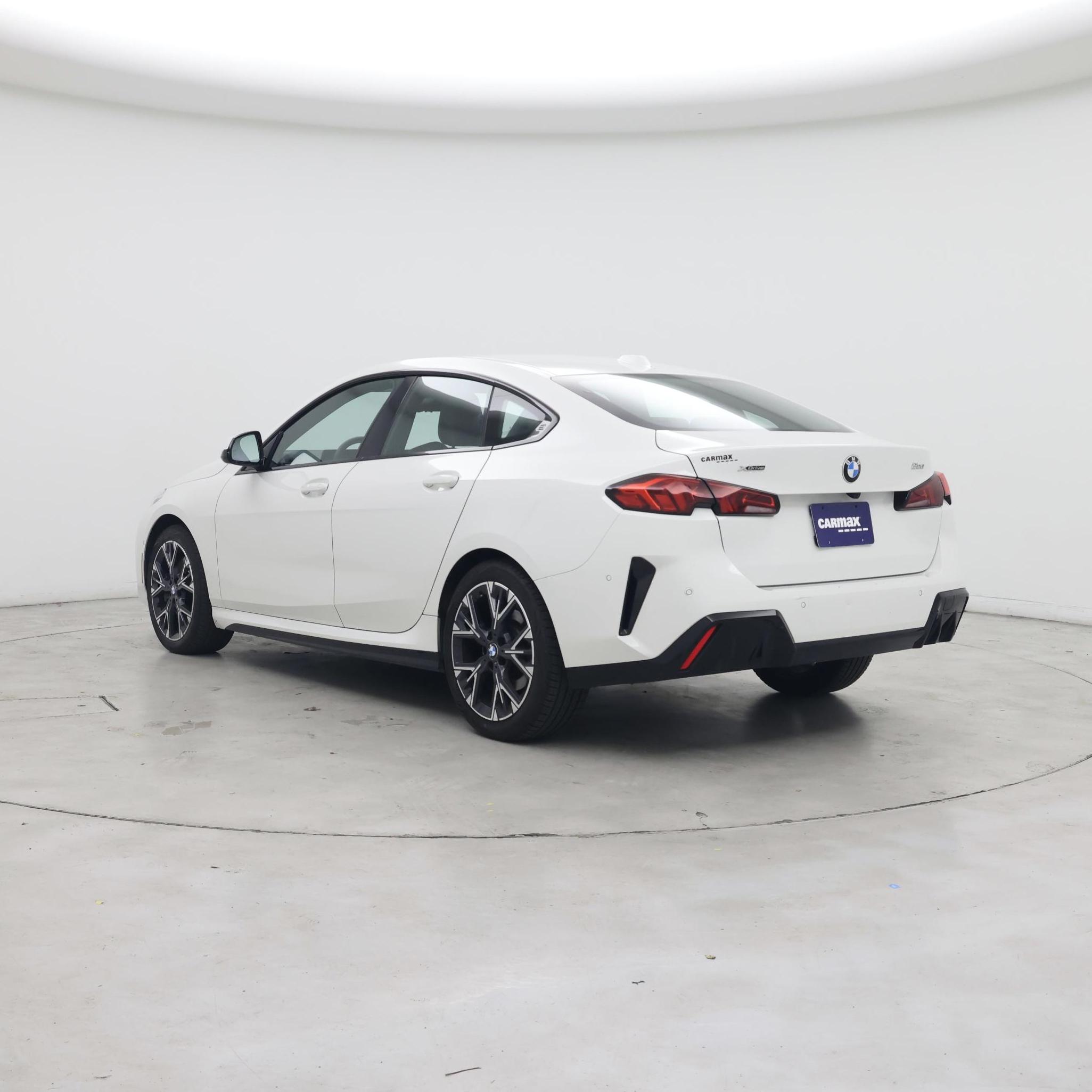 Thumbnail: 2025 BMW 2 Series - 2