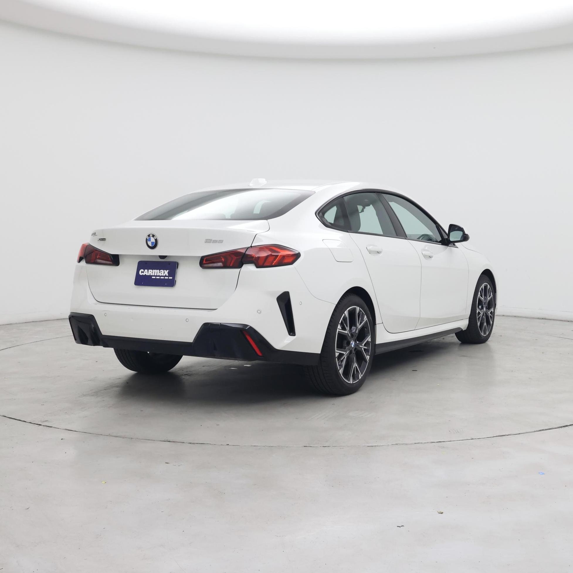 Thumbnail: 2025 BMW 2 Series - 8